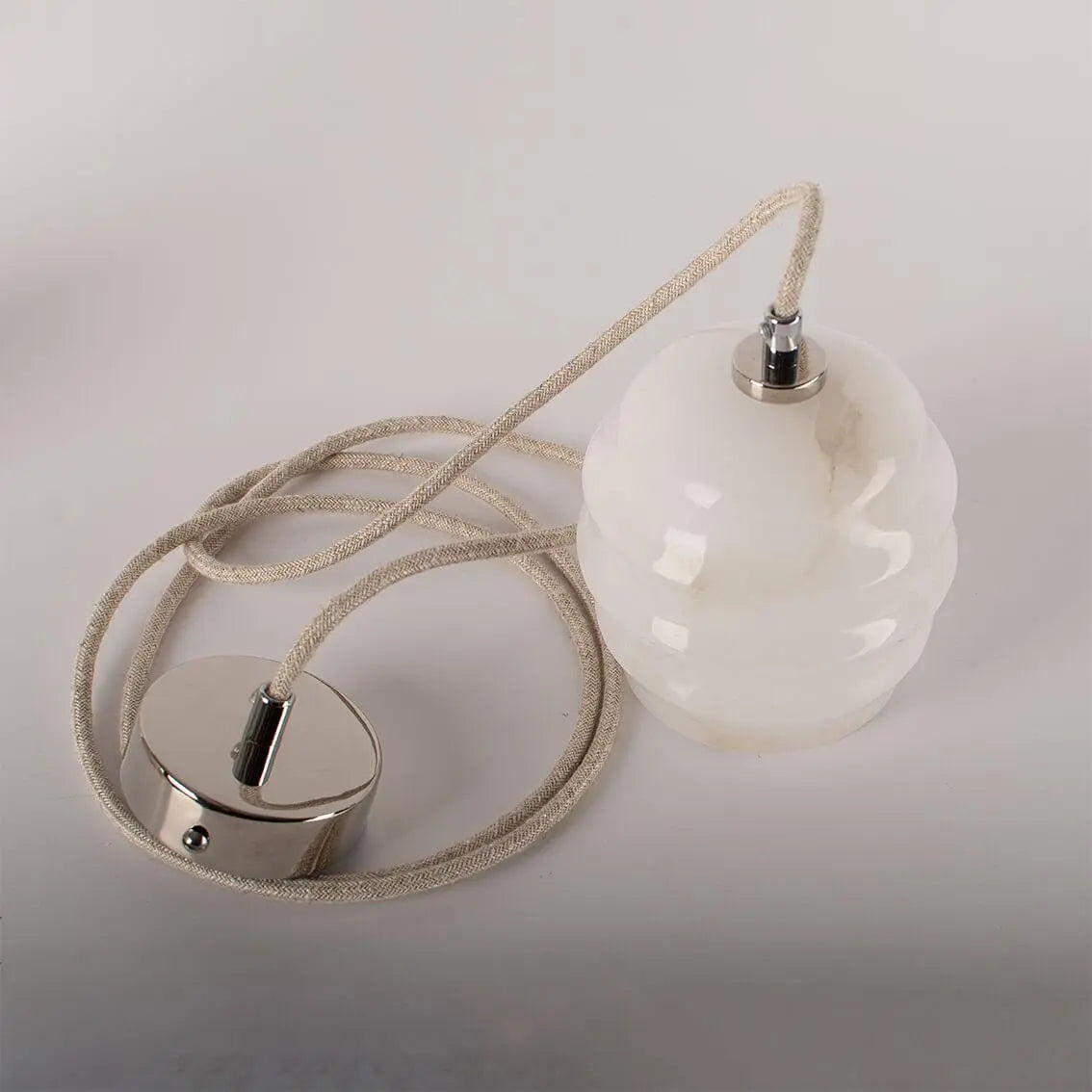 Lampa alabastrowa wisząca KALLIOPE nikiel – styl nowoczesny