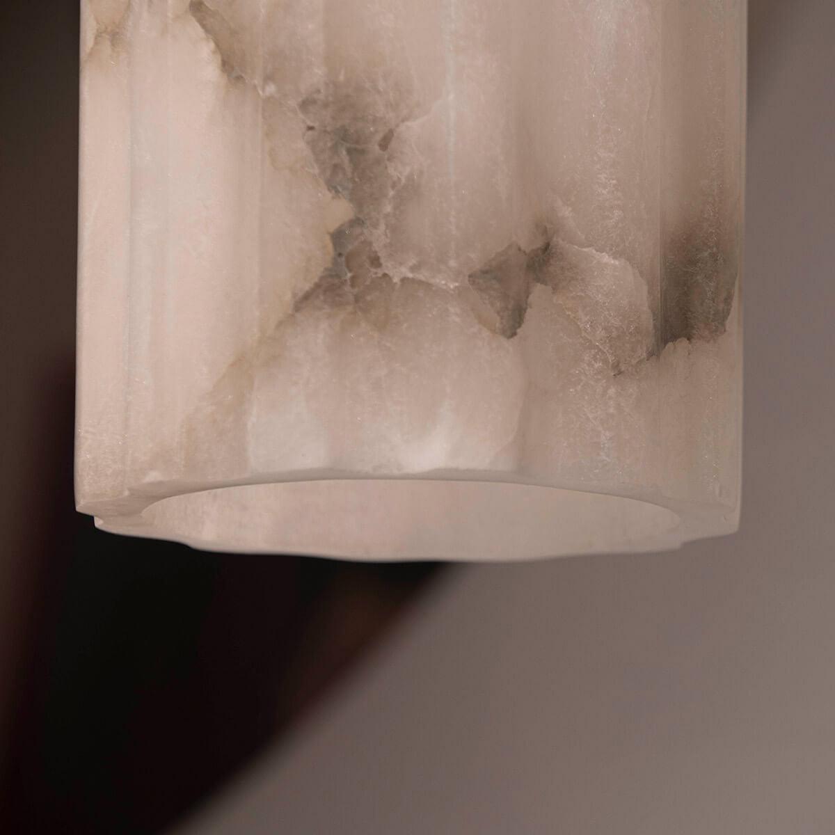 Lampa alabastrowa wisząca URANIA nikiel Embassy Interiors Eye on Design