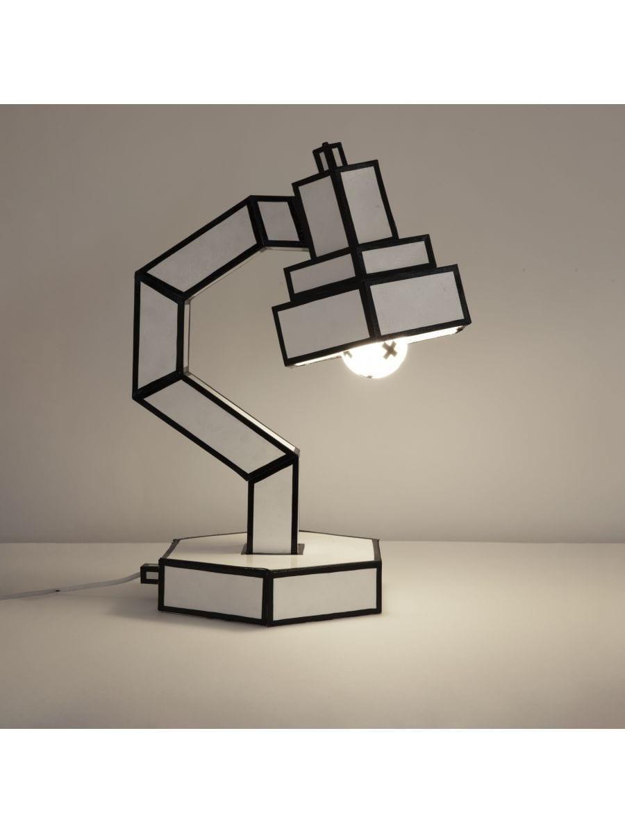 Lampa biurkowa CUT 'N PASTE biały z czarną obramówką Seletti Eye on Design