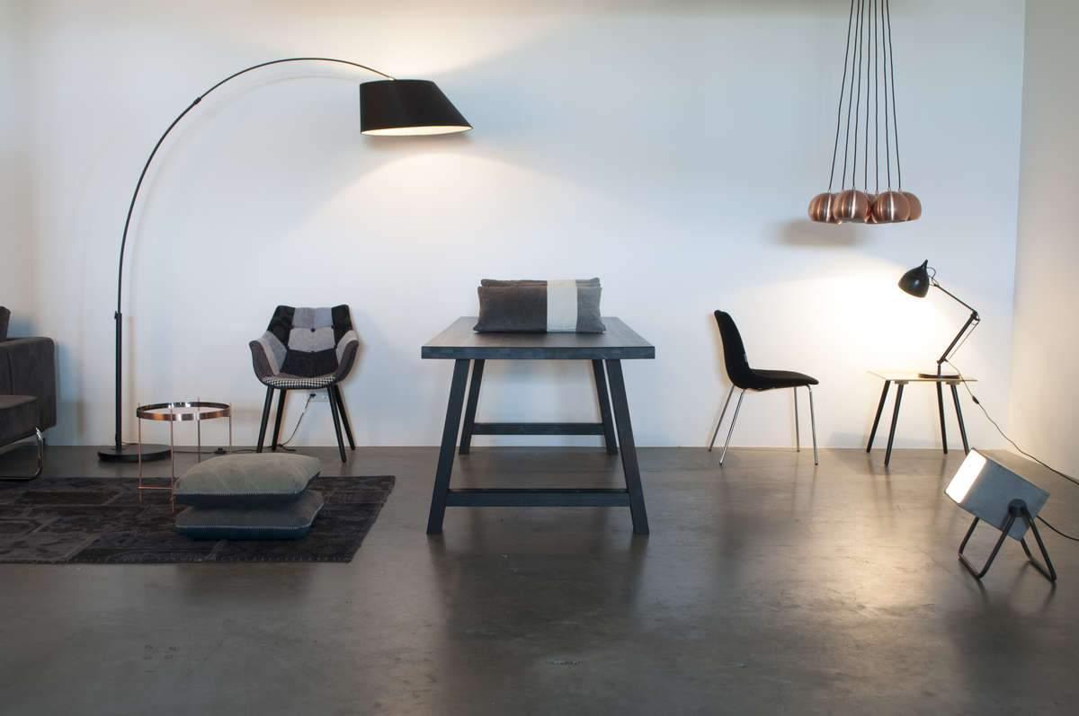 Lampa podłogowa ARC czarny Zuiver Eye on Design