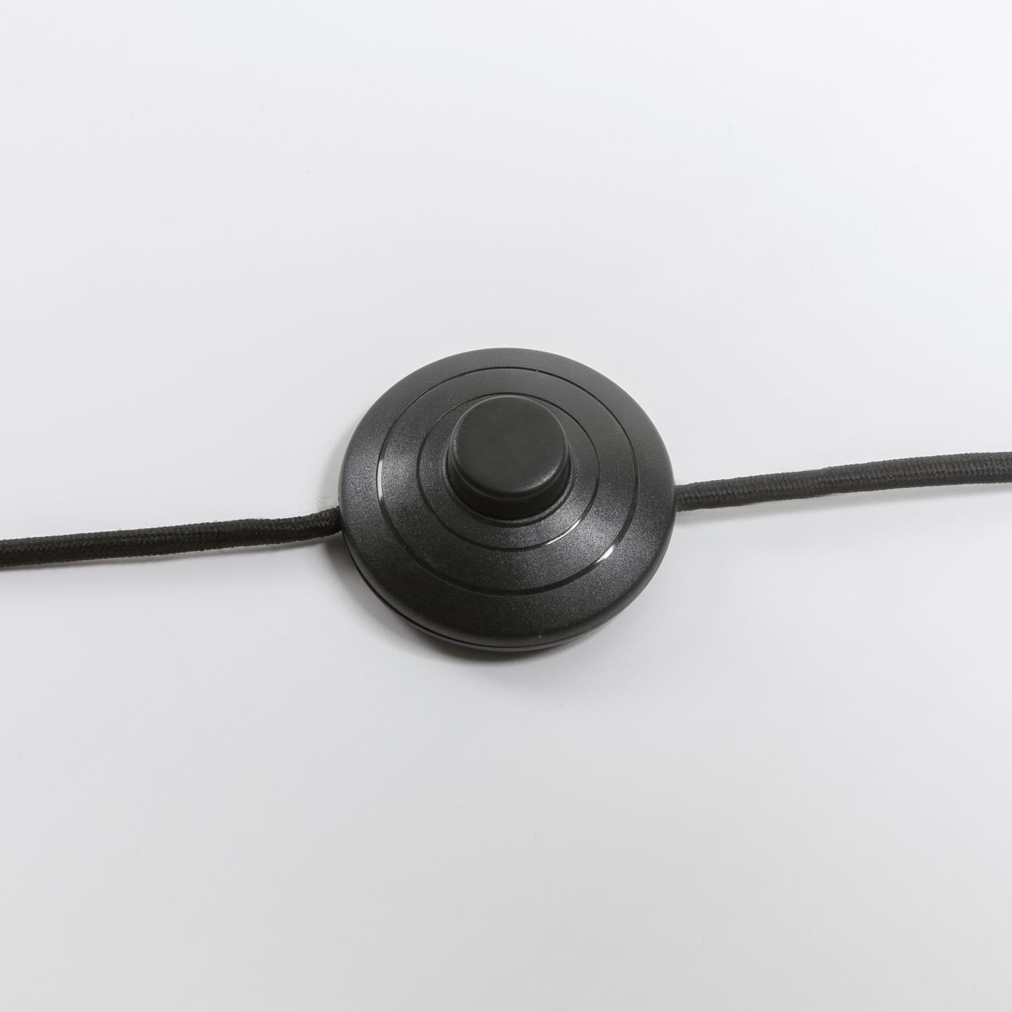 Lampa podłogowa IKIA czarny La Forma Eye on Design