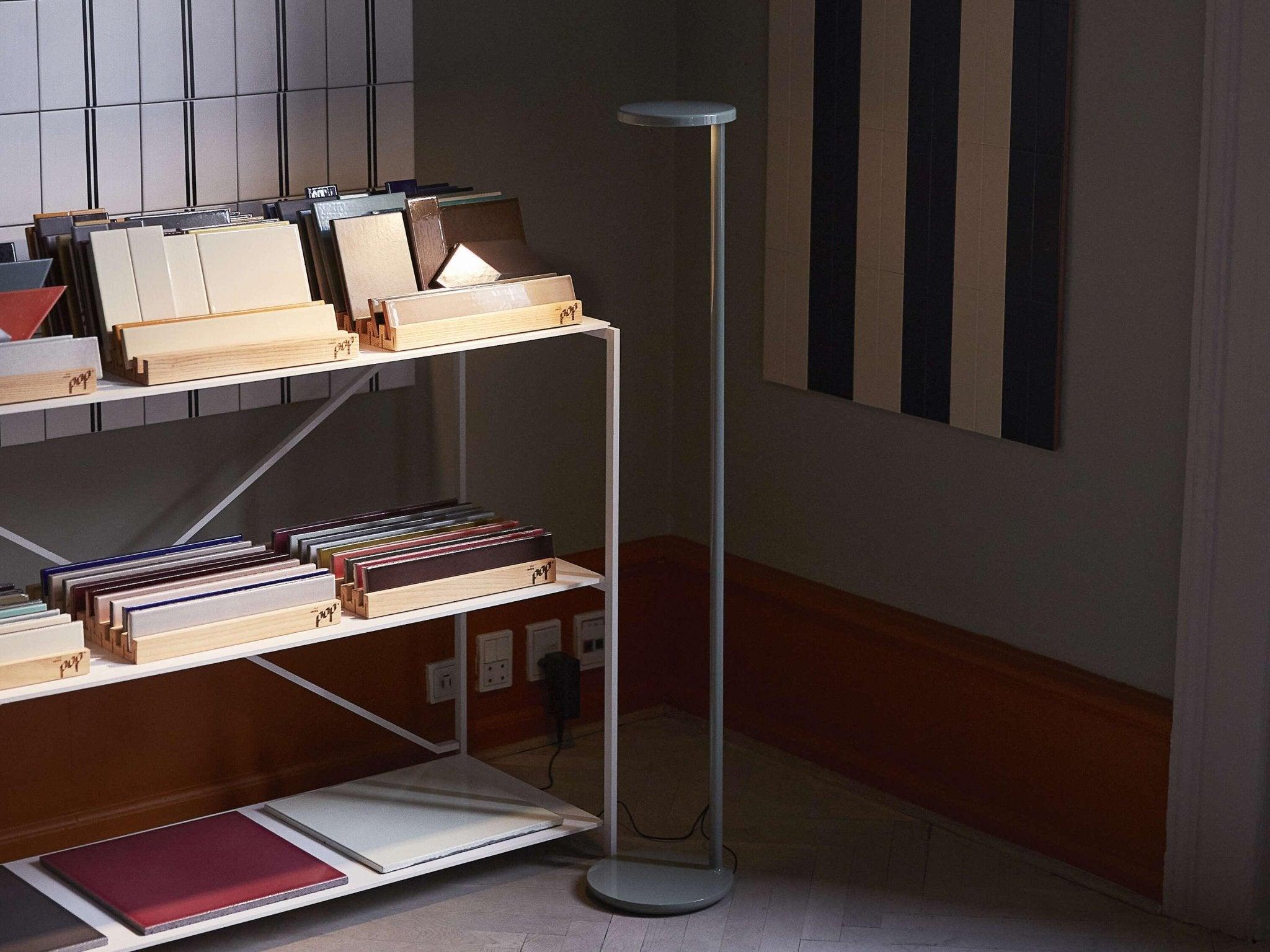 Lampa podłogowa OBLIQUE antracyt matowy Flos Eye on Design