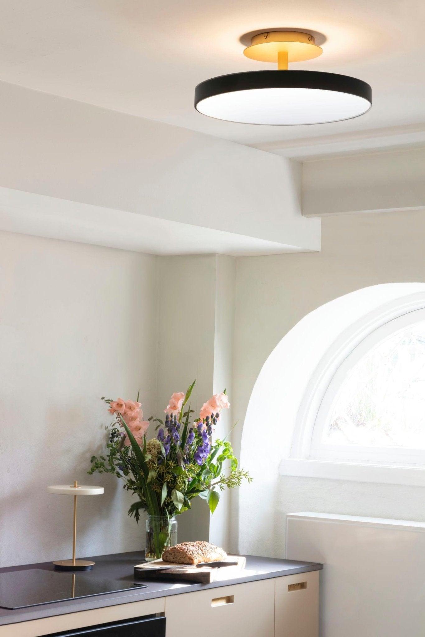 Lampa przenośna ASTERIA MOVE perłowy UMAGE Eye on Design