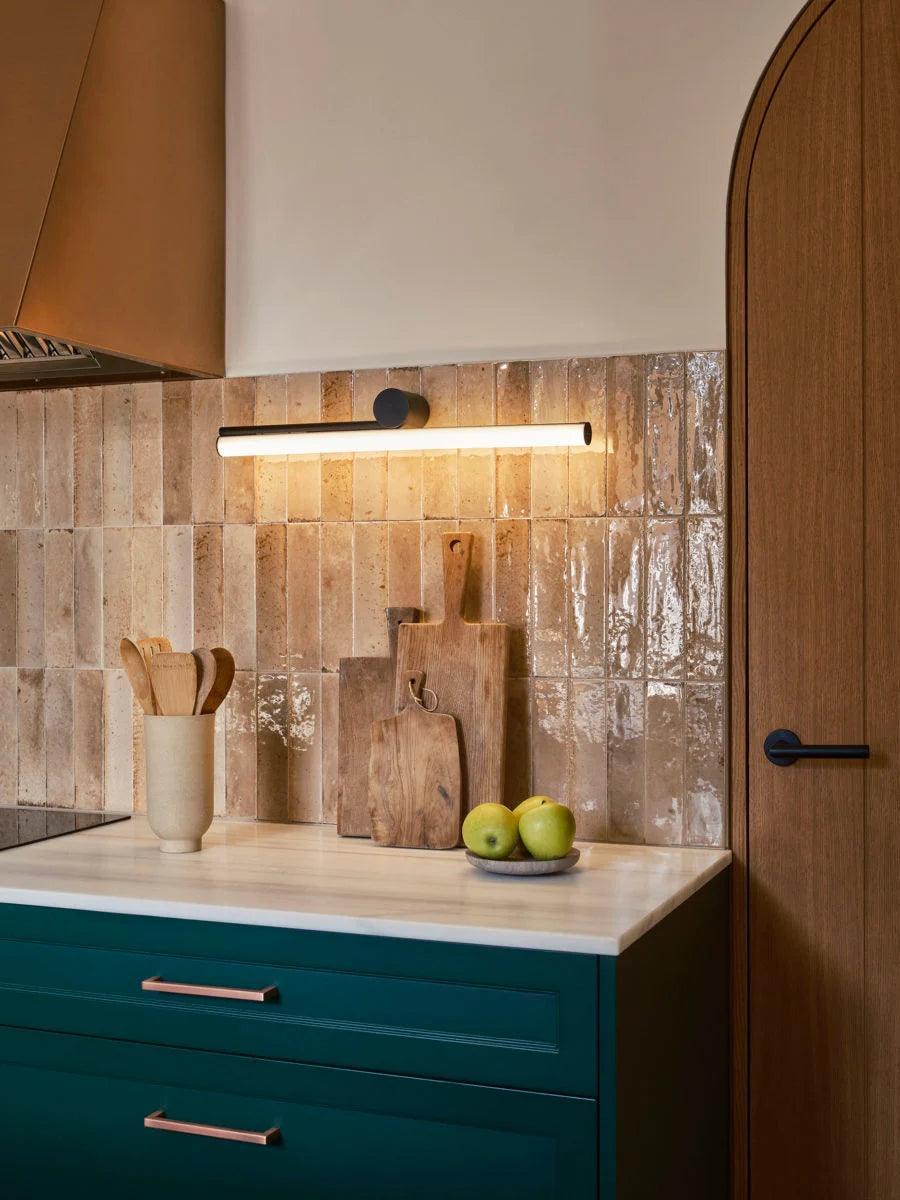 Lampa ścienna AMBROSIA czarny Marset Eye on Design