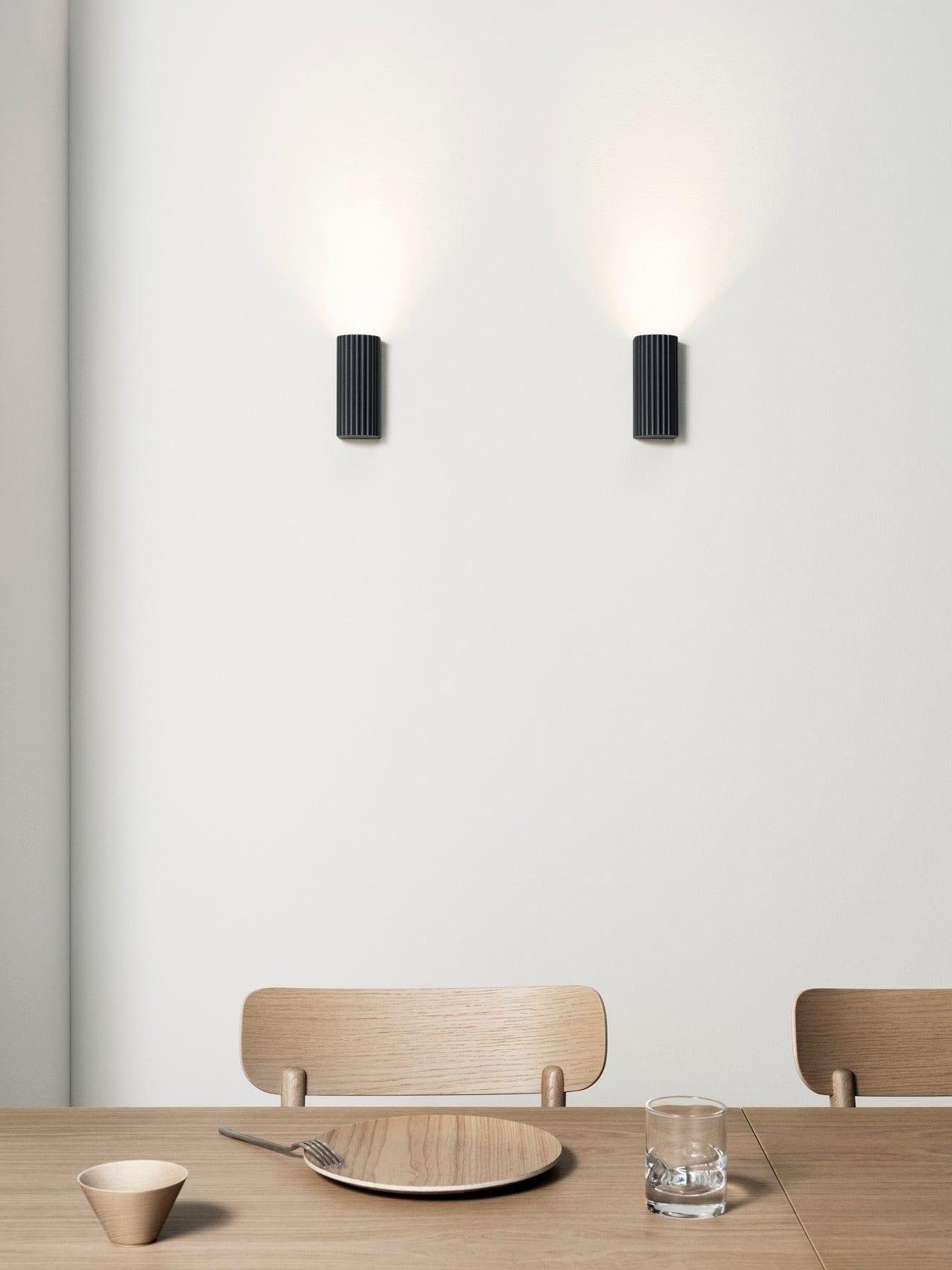 Lampa ścienna DONNA czarny Pholc Eye on Design