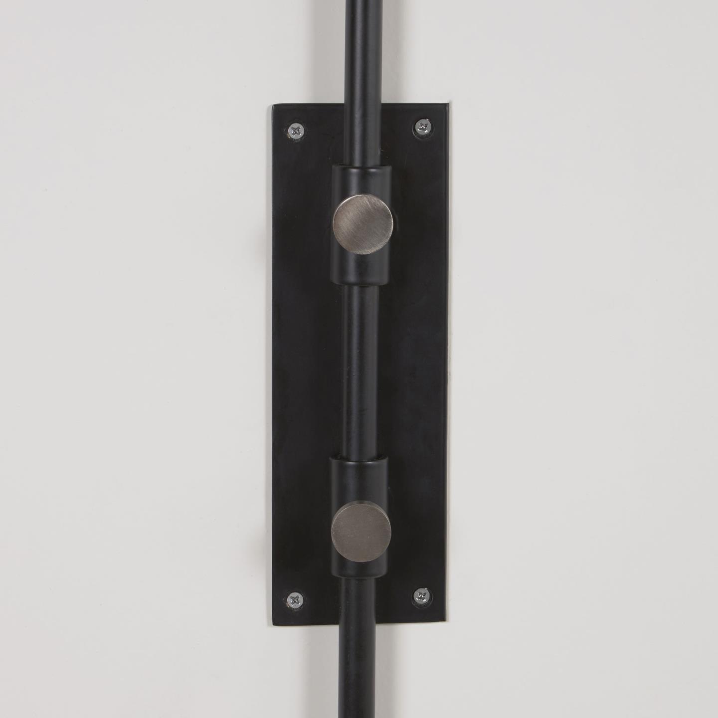 Lampa ścienna ELEAZAR czarny La Forma Eye on Design