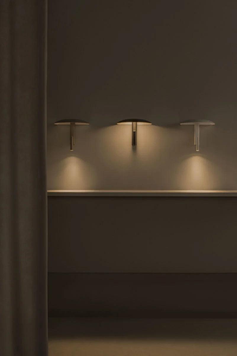 Lampa ścienna KONOHA czarny Marset Eye on Design