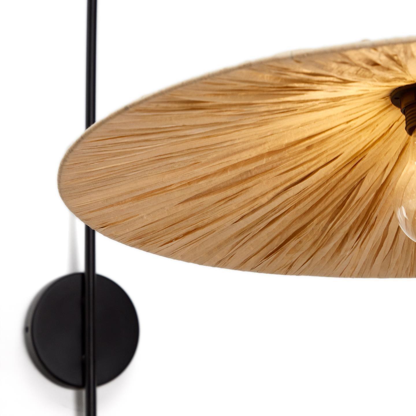 Lampa ścienna ROSELLA z naturalnej rafii La Forma Eye on Design
