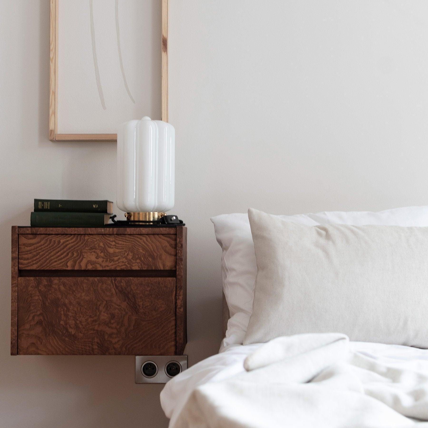 Lampa stołowa DECO nikiel Embassy Interiors Eye on Design