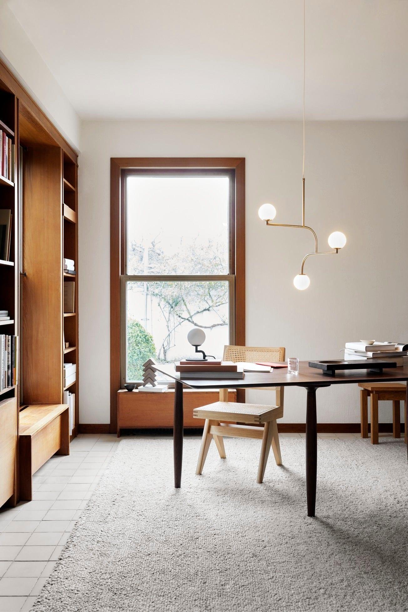 Lampa stołowa MOBIL czarny Pholc Eye on Design