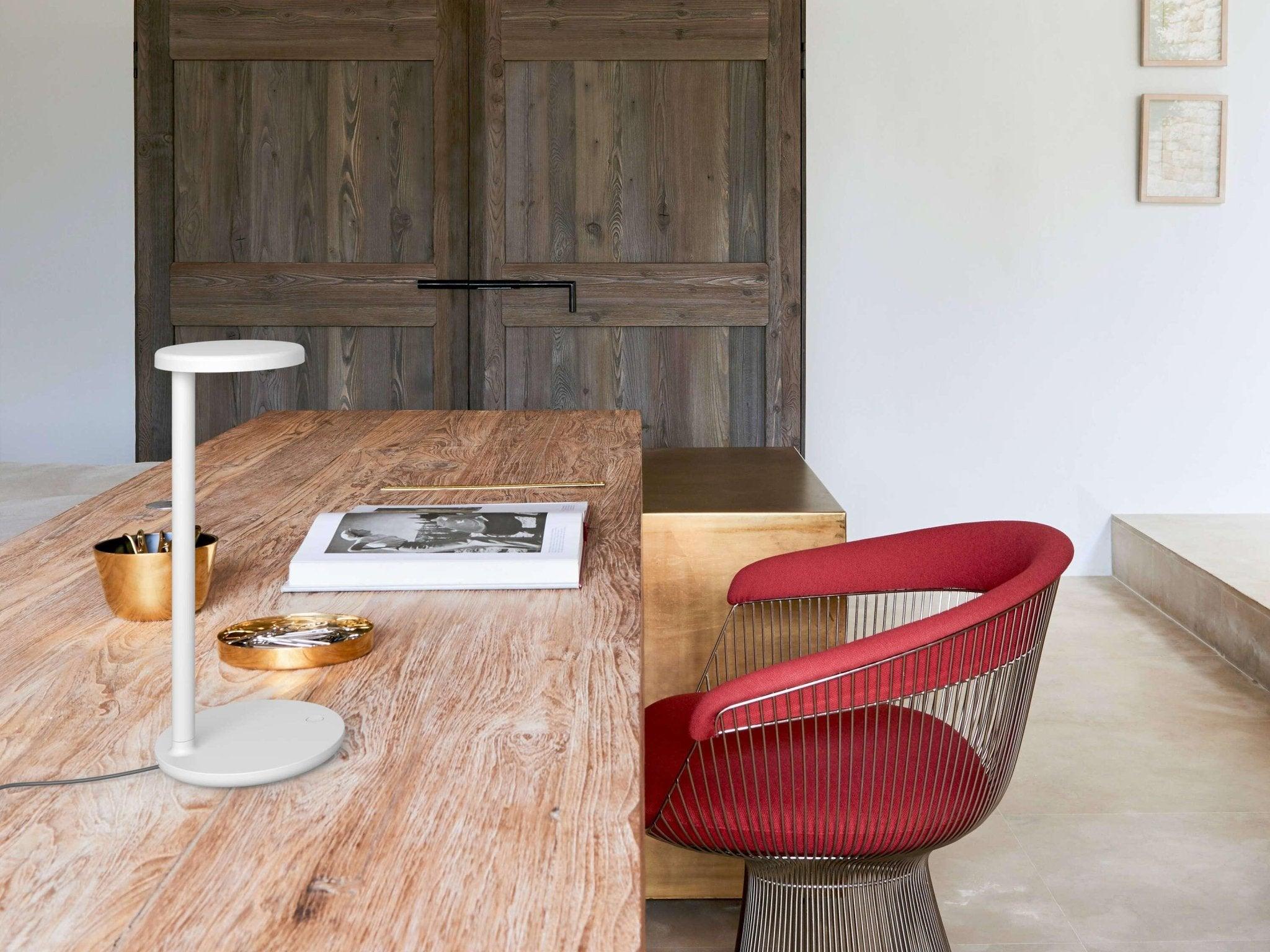 Lampa stołowa OBLIQUE biały matowy Flos Eye on Design