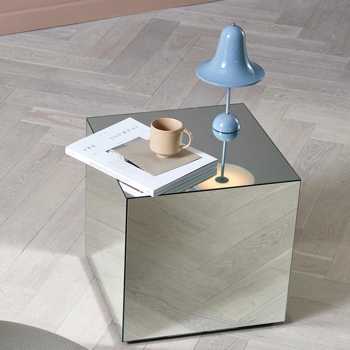 Lampa stołowa PANTOP matt metallic Verpan Eye on Design