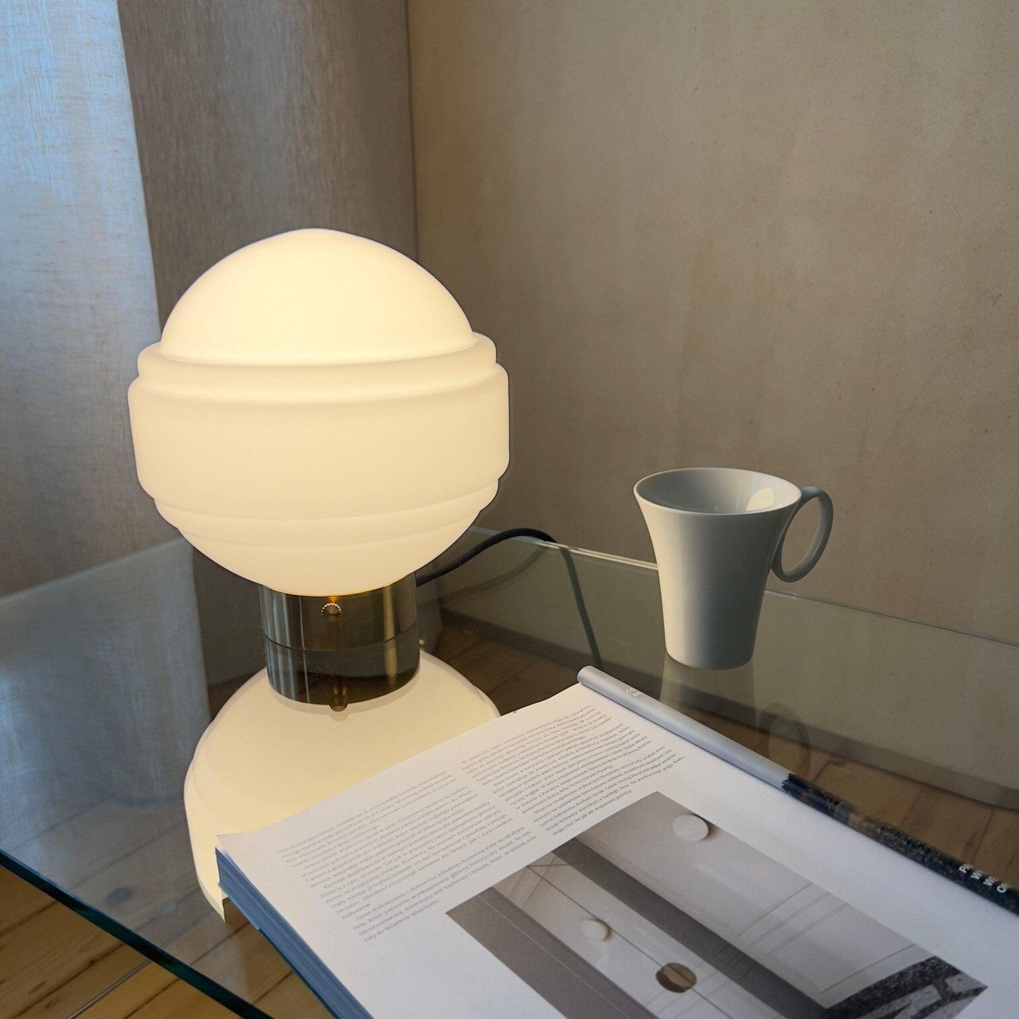 Lampa stołowa SATURN nikiel Embassy Interiors Eye on Design