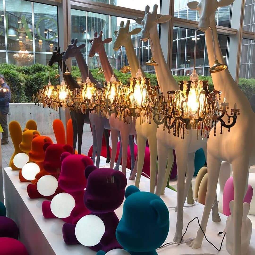 Lampa TEDDY GIRL VELVET błękitna Qeeboo Eye on Design