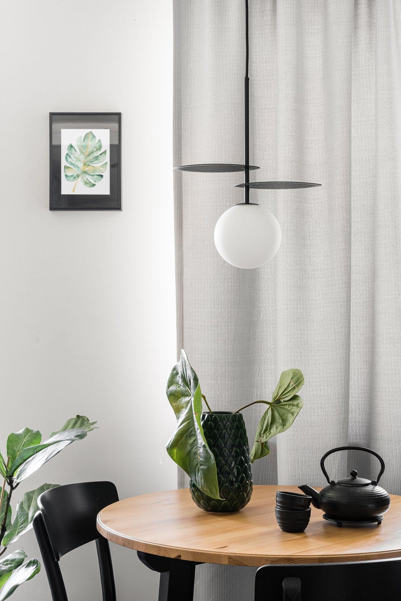 Lampa wisząca FYLLO czarny Ummo Eye on Design
