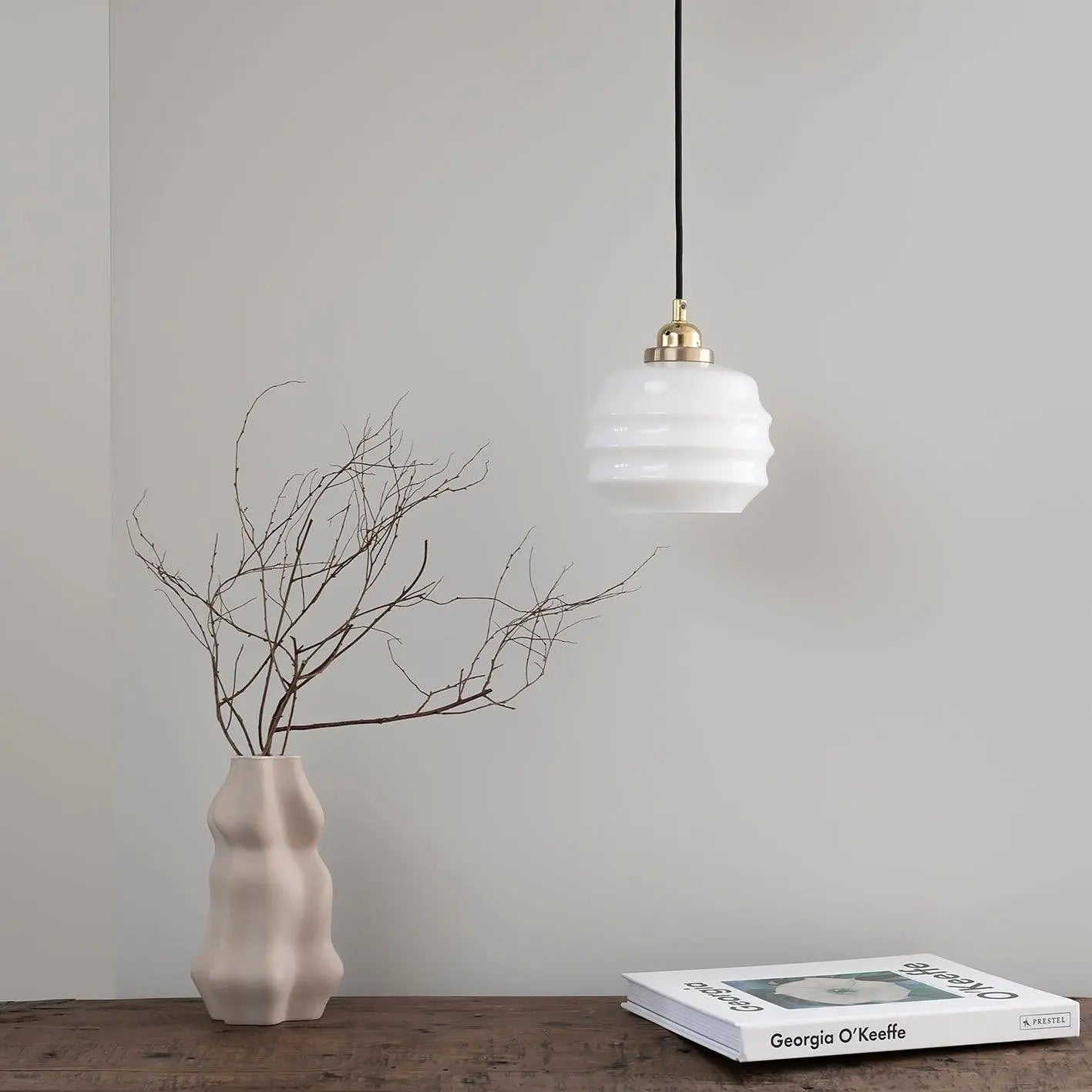 Lampa wisząca MAŁY UL mosiężny – Embassy Interiors