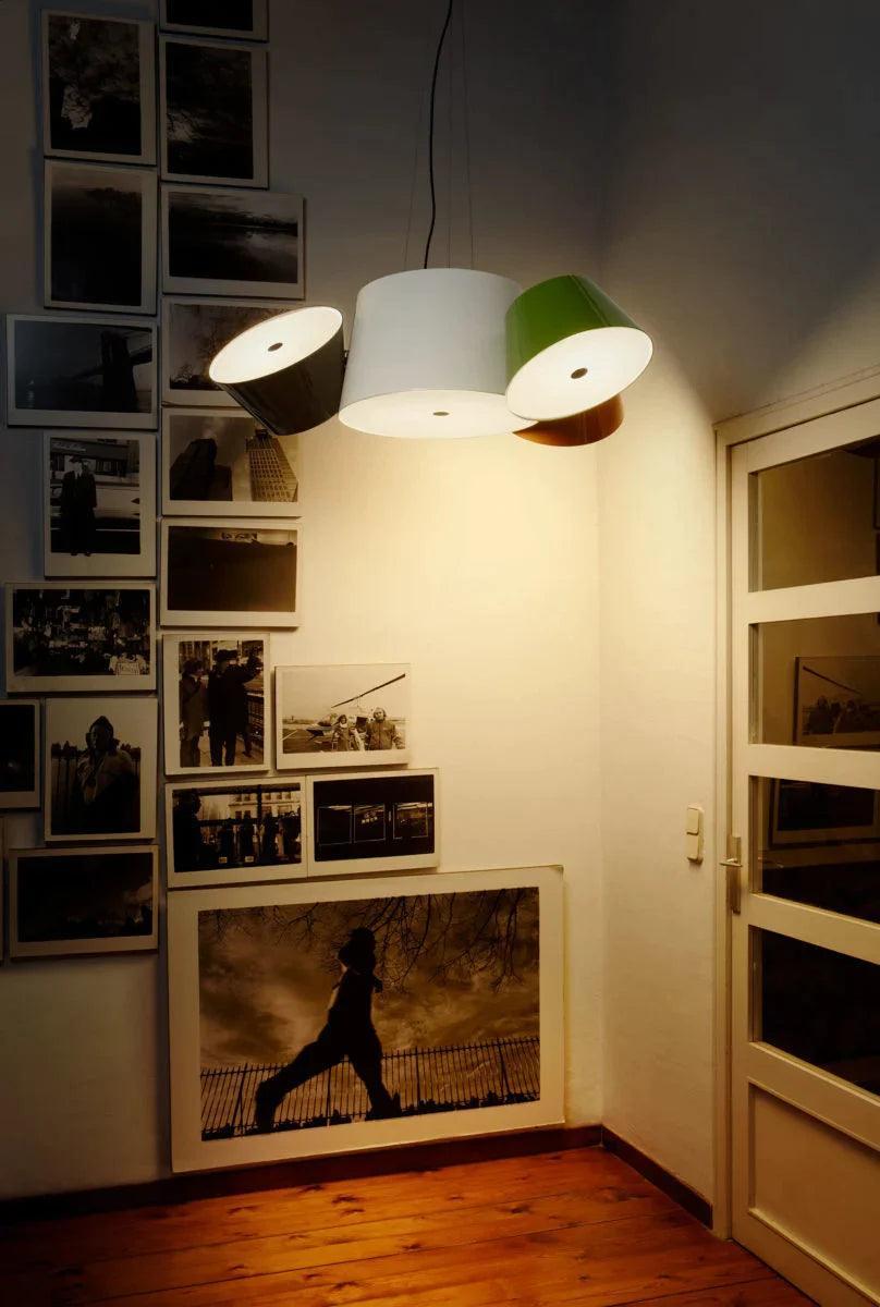 Lampa wisząca okrągła TAM TAM biały z brązowymi kloszami Marset Eye on Design