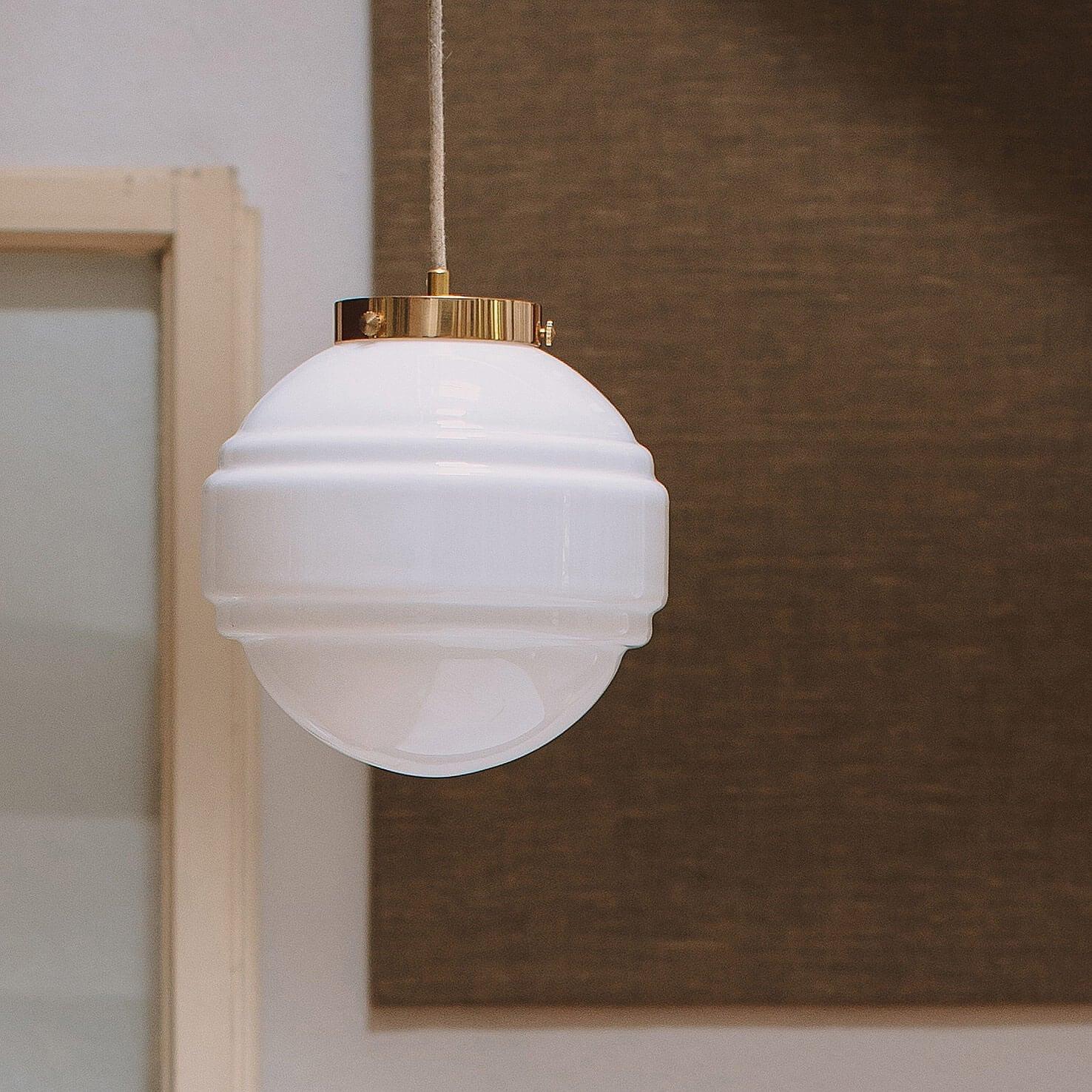 Lampa wisząca SATURN nikiel Embassy Interiors Eye on Design