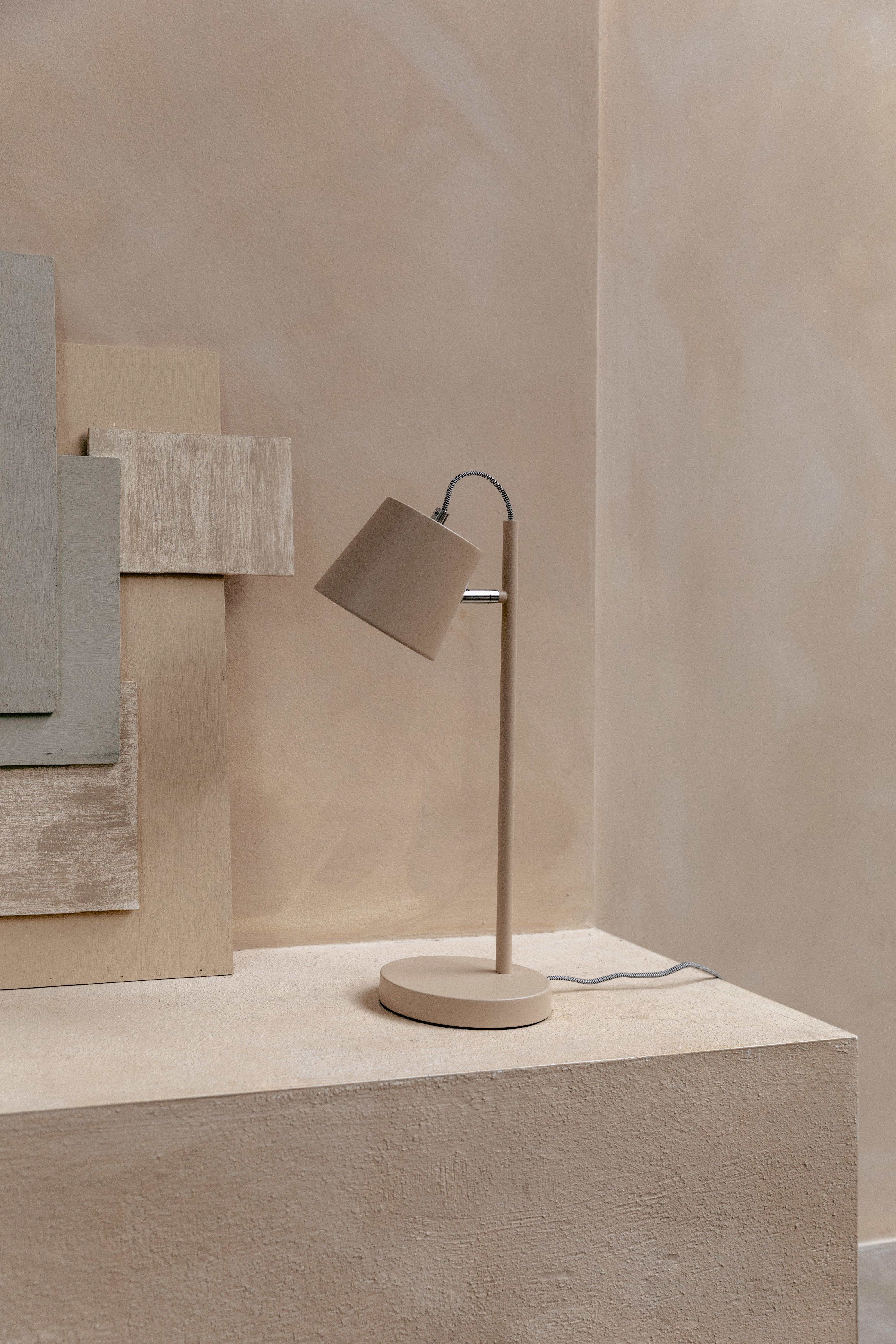 Lampka BUCKLE HEAD beżowy Zuiver Eye on Design