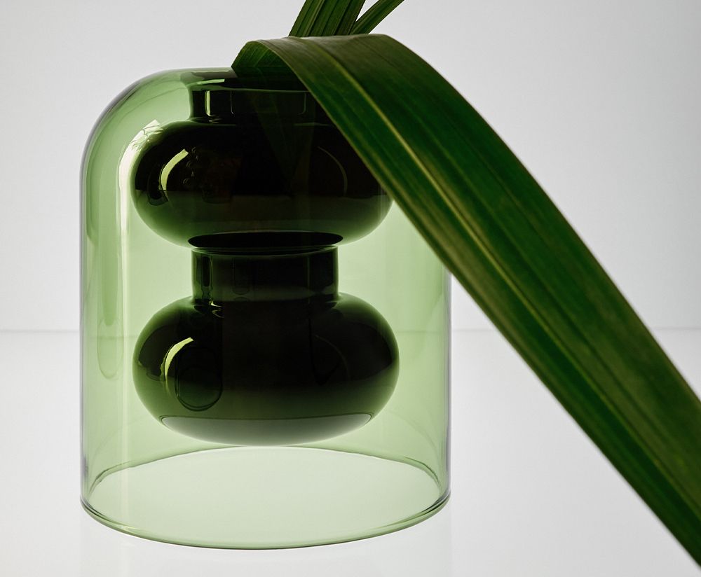 BUMP vase black-green glass