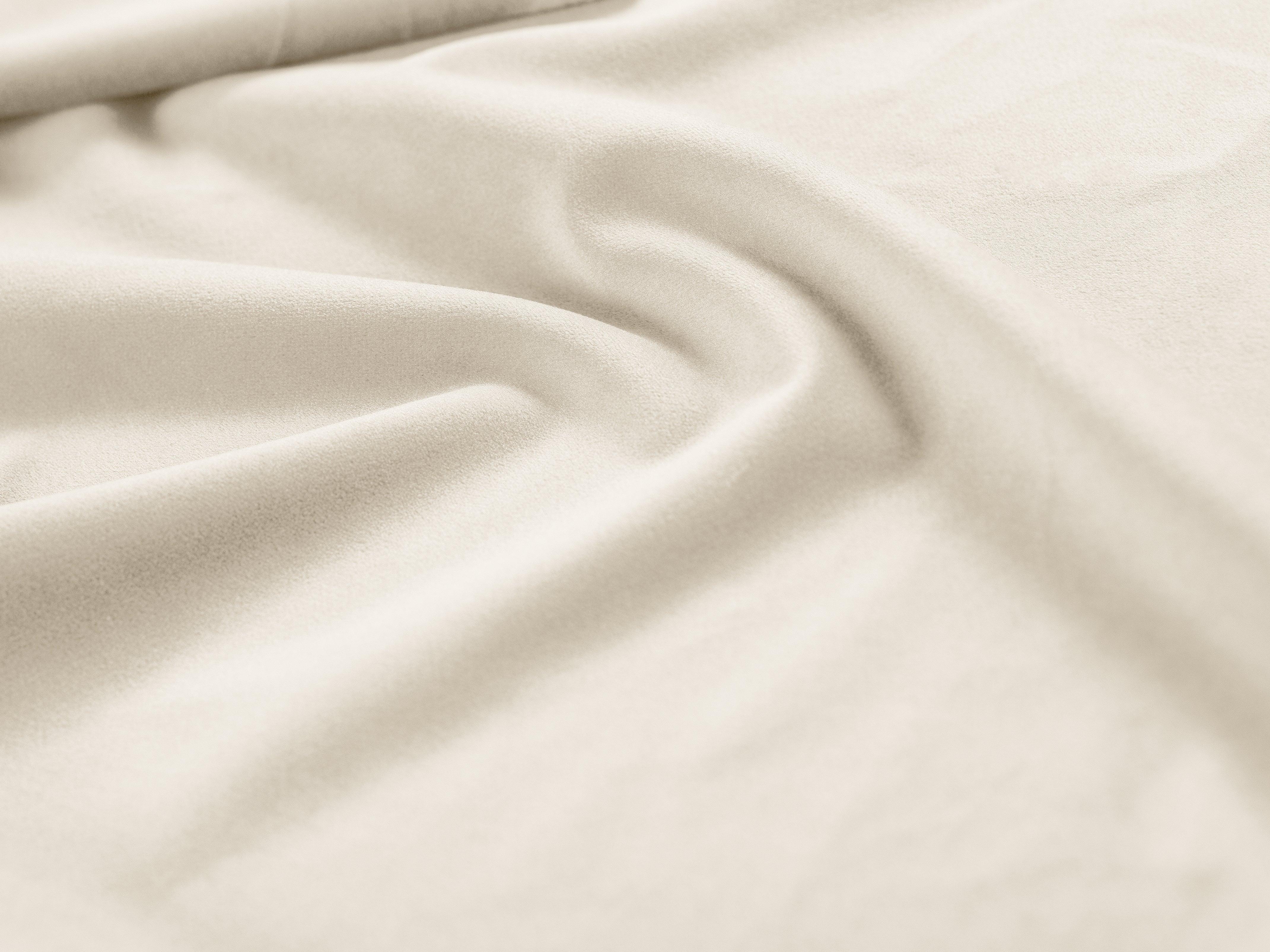 Ławka aksamitna BALI jasnobeżowy z czarną podstawą Cosmopolitan Design Eye on Design