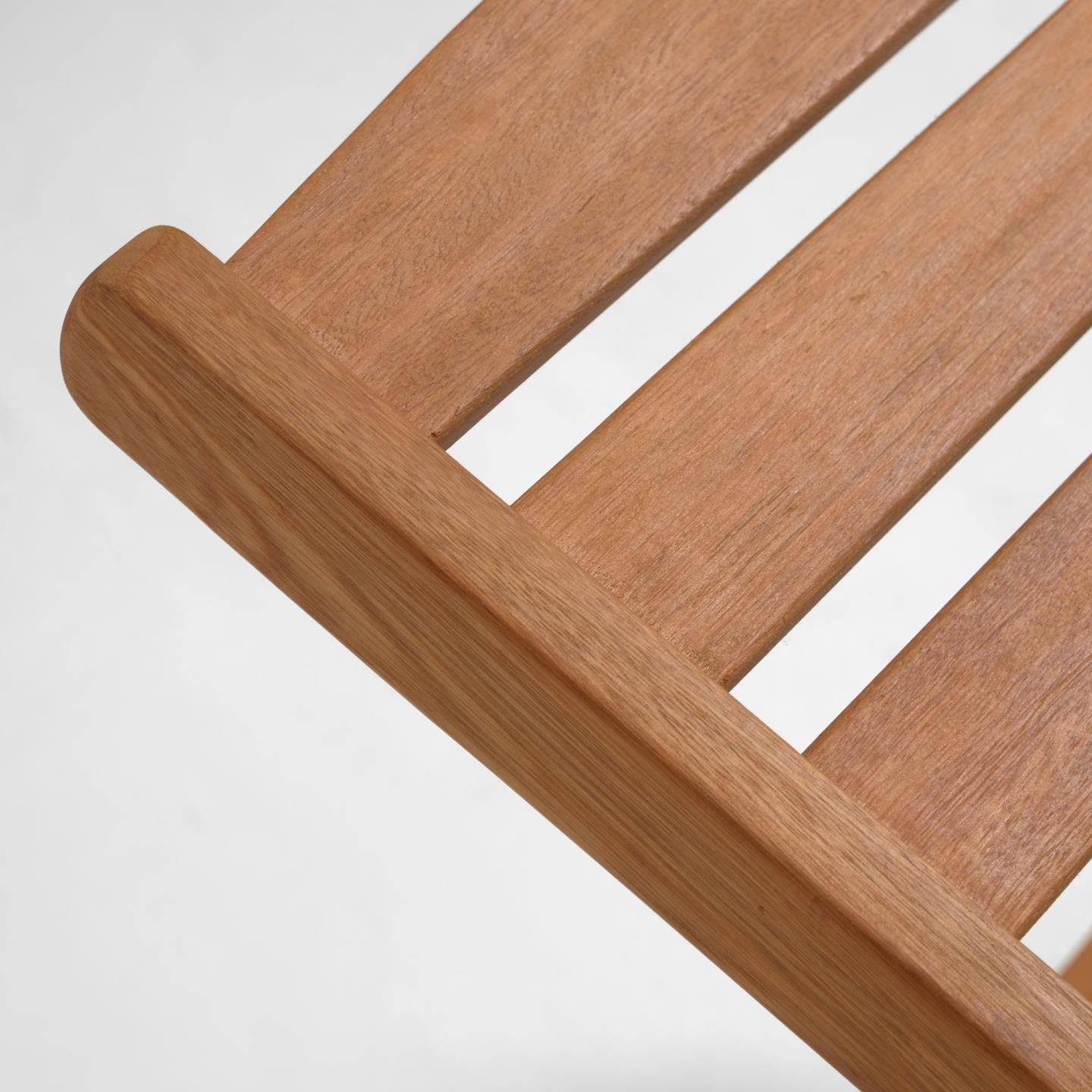 Leżak BEILA lite drewno eukaliptusowe La Forma Eye on Design