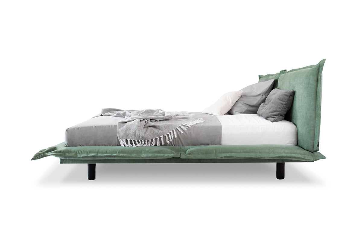 Upholstered VIOLET Bed