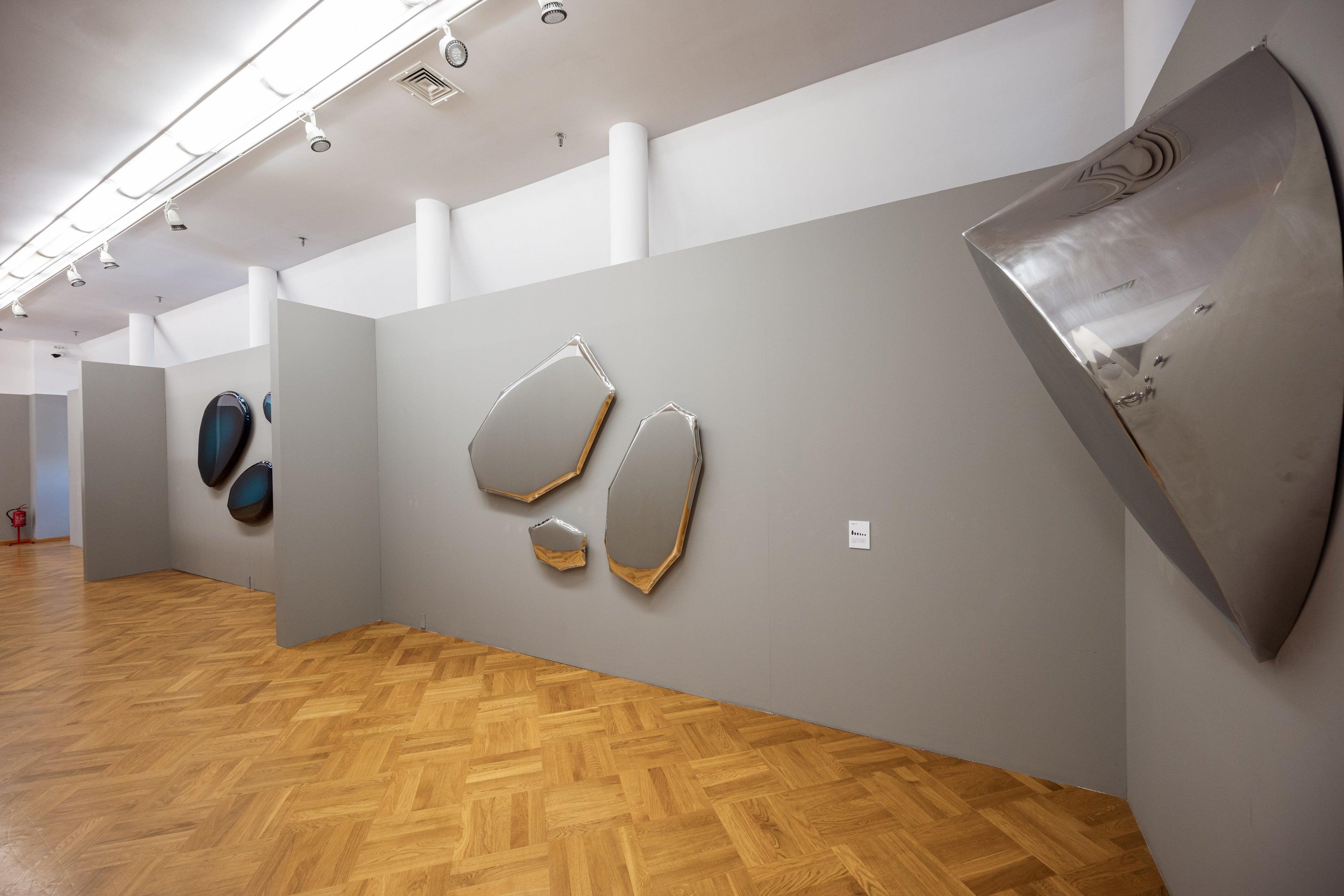 Lustro LEZKA inox Zieta Studio Eye on Design