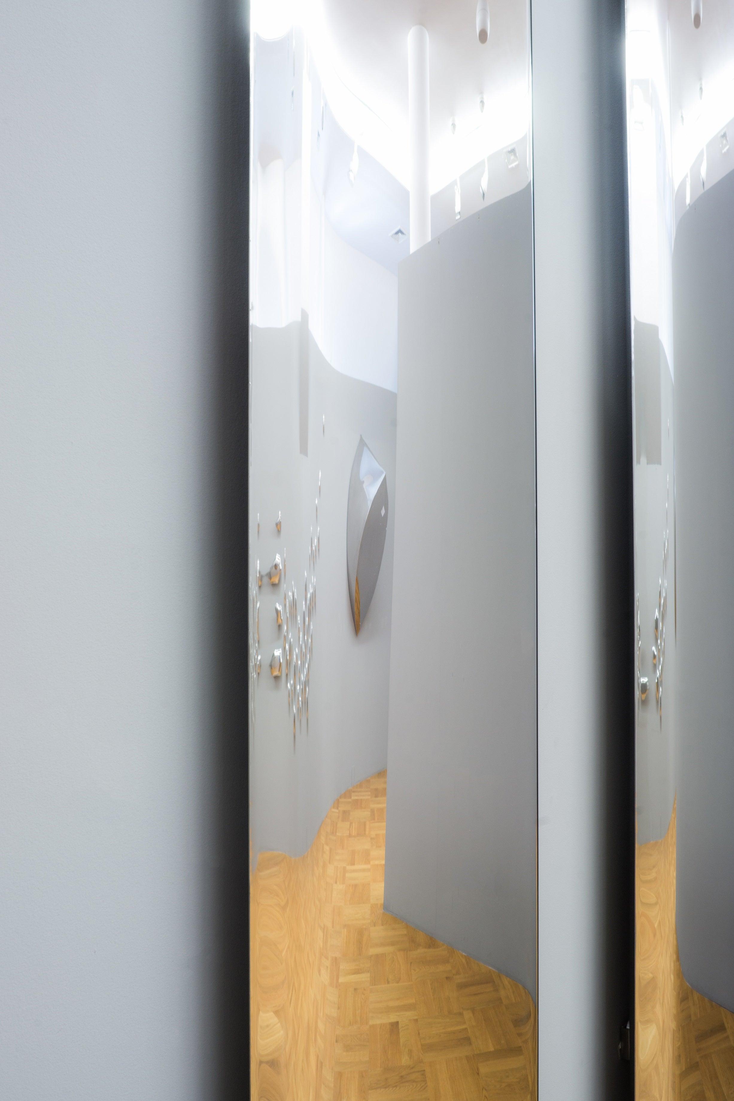 Lustro TAFLA IQ inox Zieta Studio Eye on Design