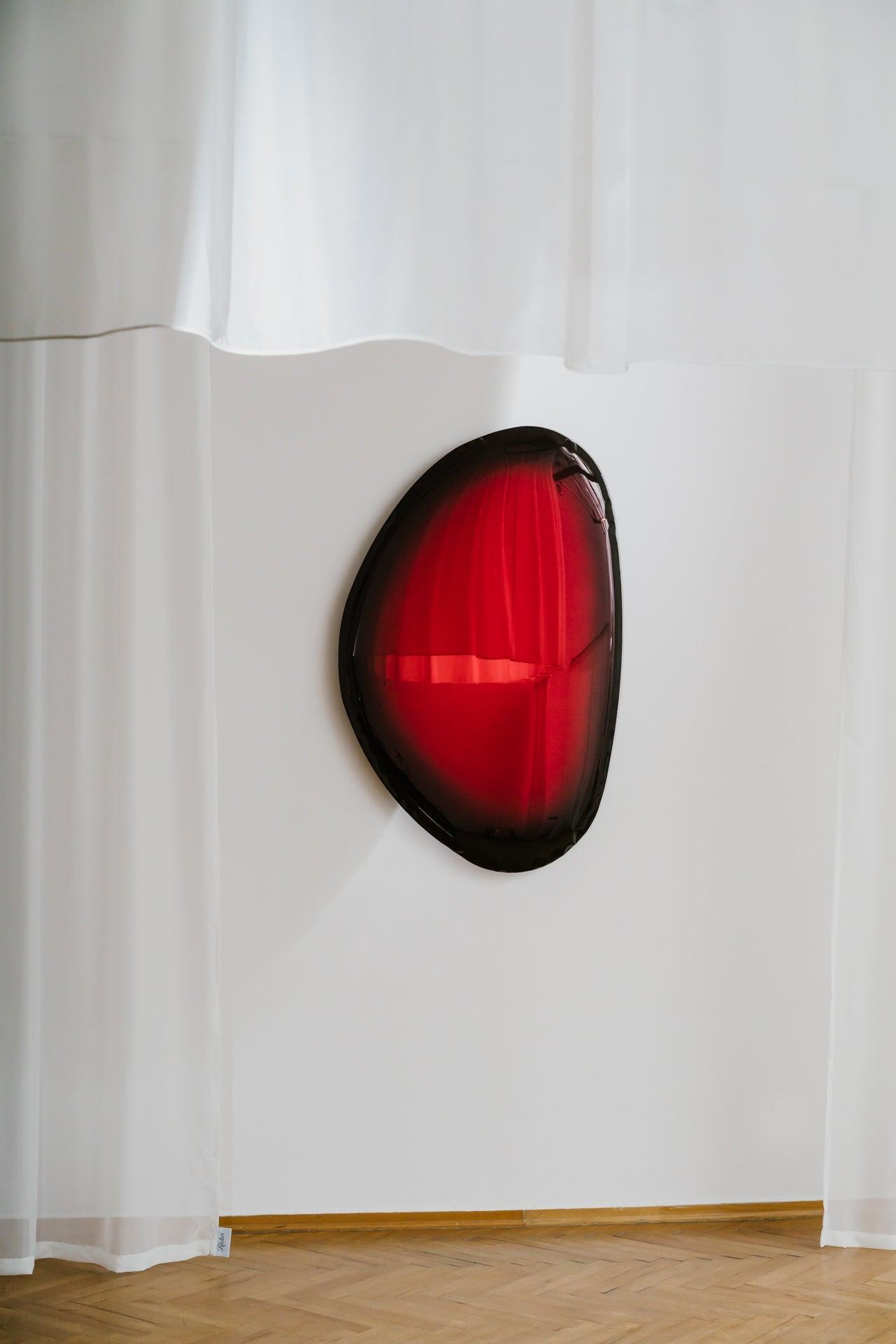 Lustro TAFLA O transitions czerwony rubin Zieta Studio Eye on Design