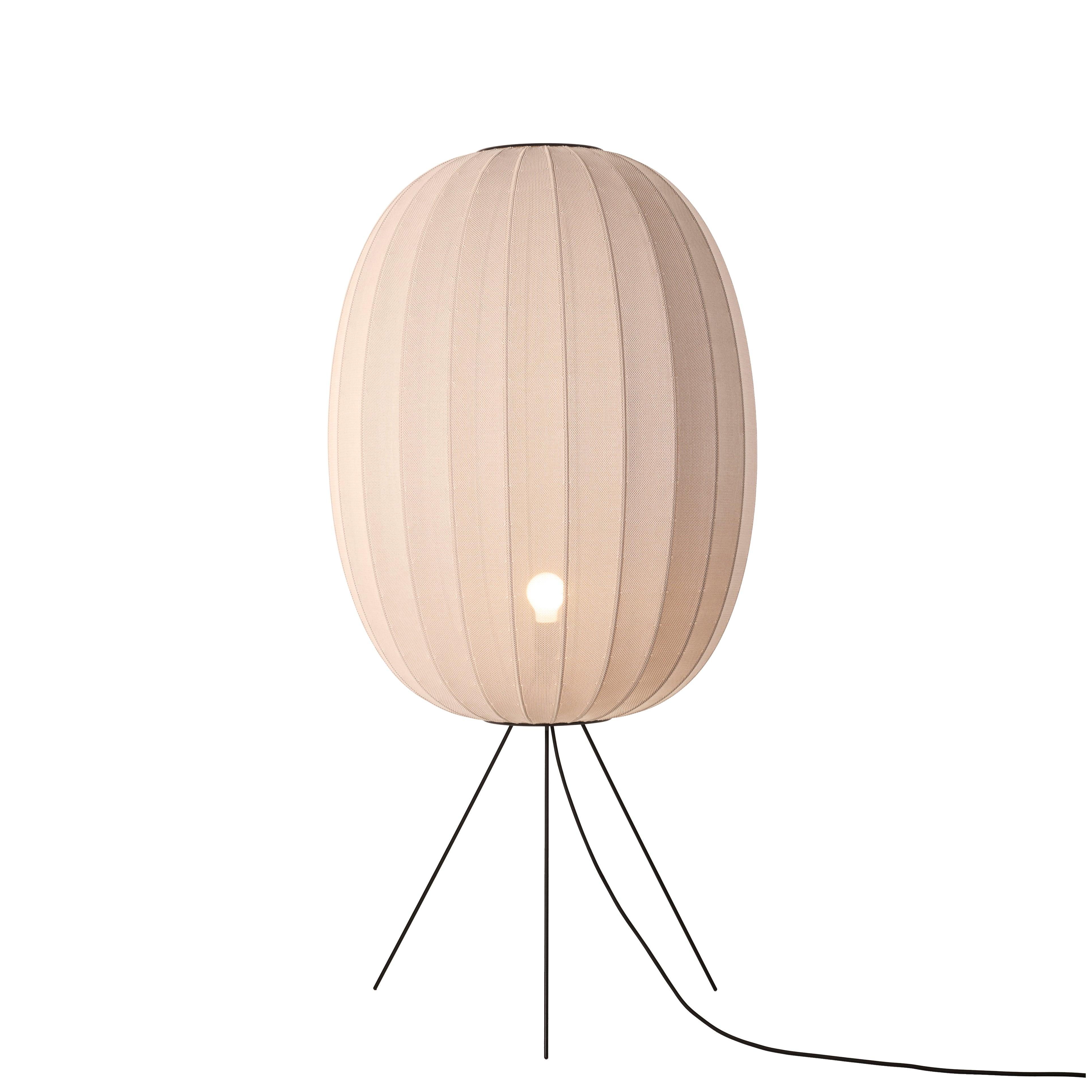 KNIT-WIT tripod floor lamp sand
