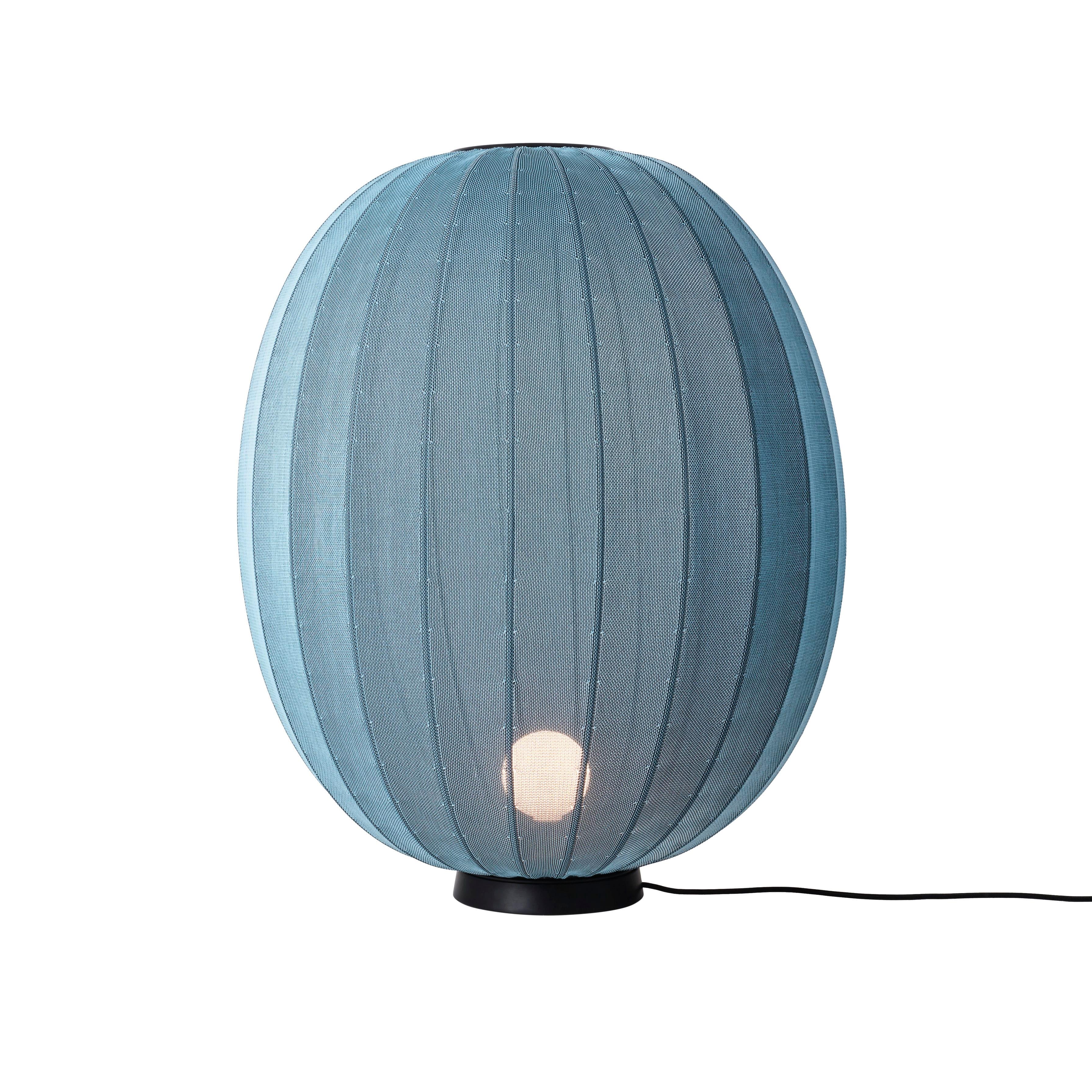 High Knit-Wit Level blue floor lamp