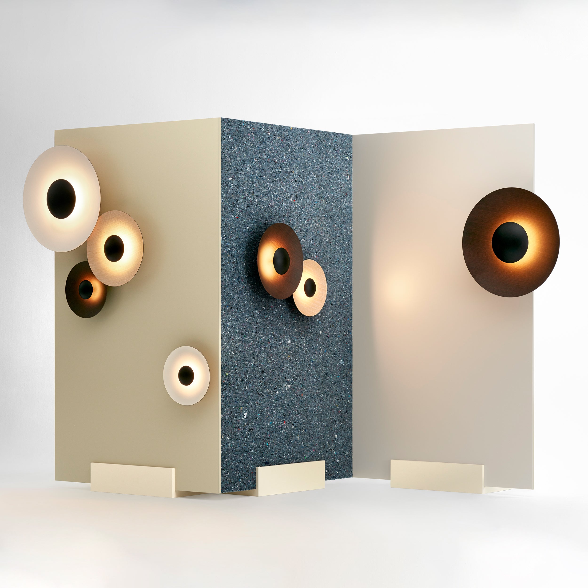 White and Black GINGER Outdoor Wall Lamp