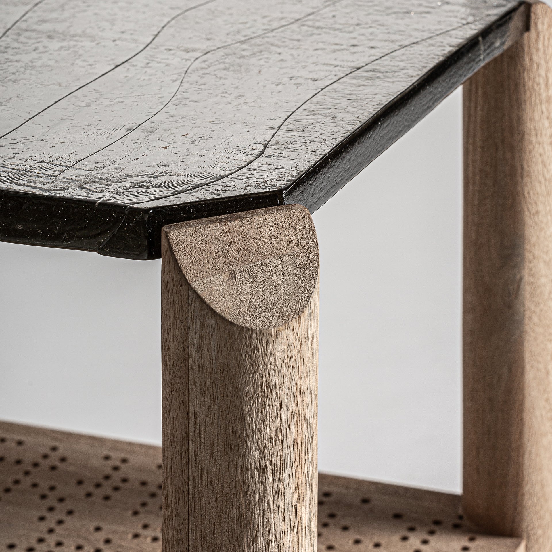 JACQUARD Side Table Mango Wood