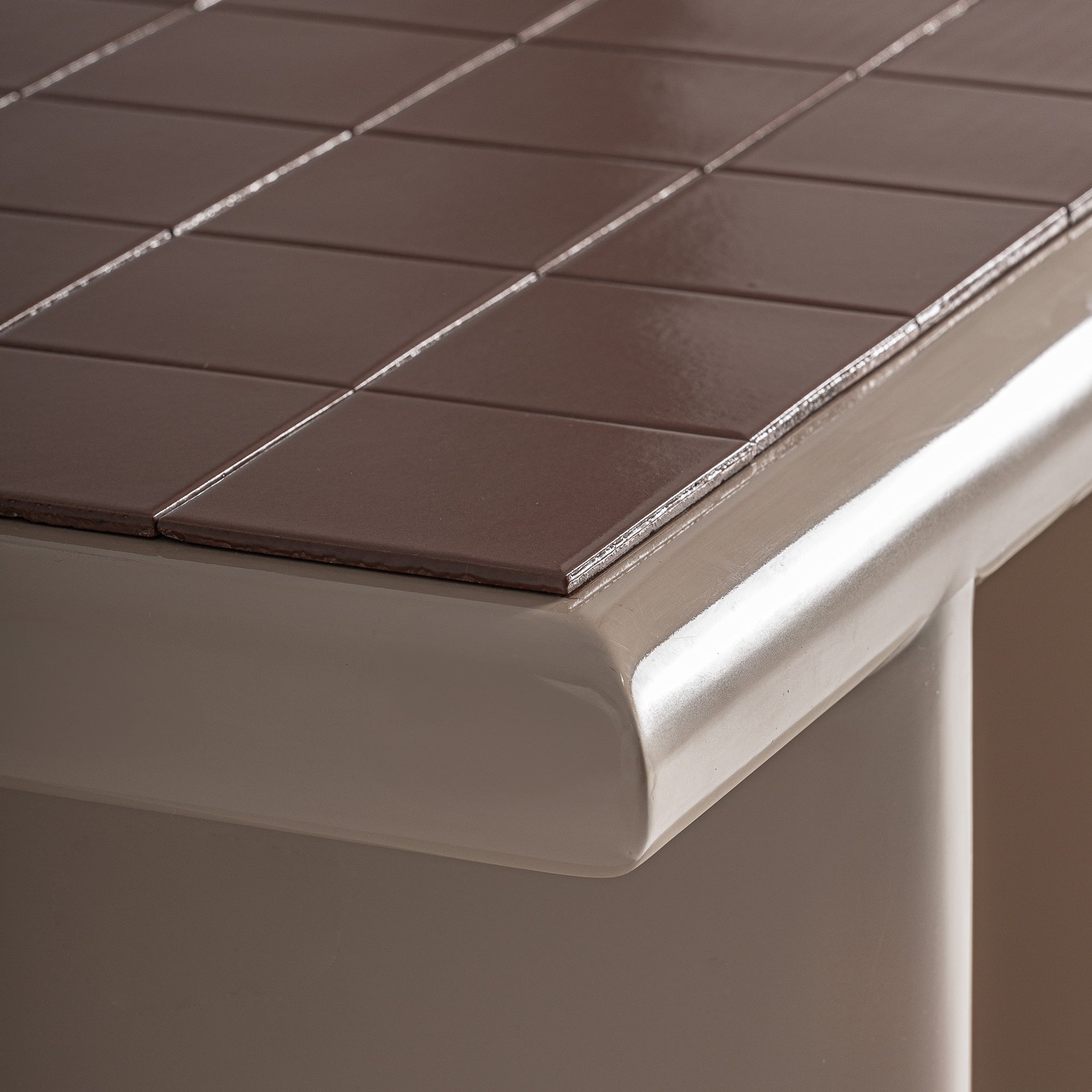 Kaffeetisch KURTEN beige mit braunem Akzent