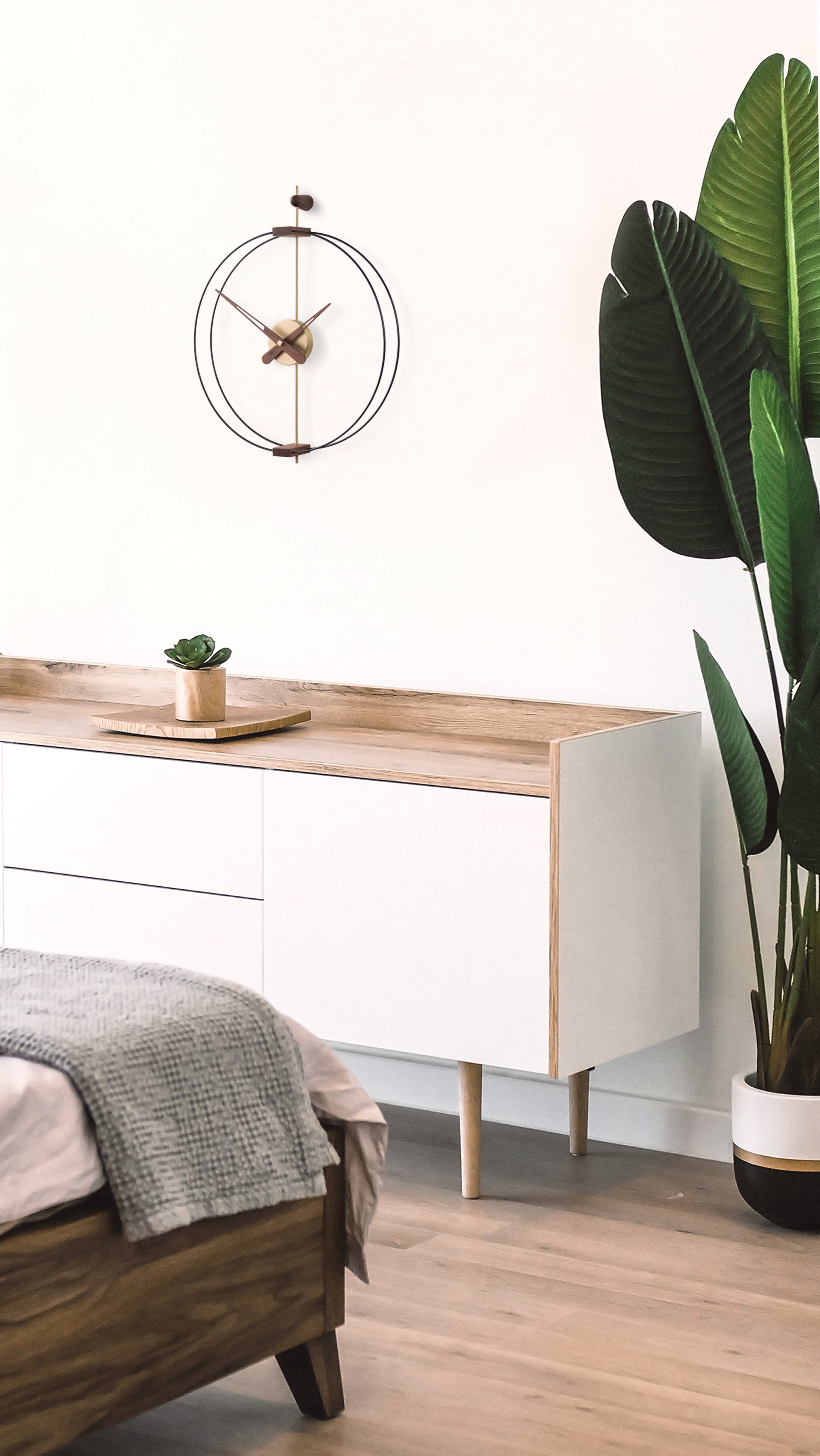 Wall Clock MICRO BARCELONA walnut wood with black and brass