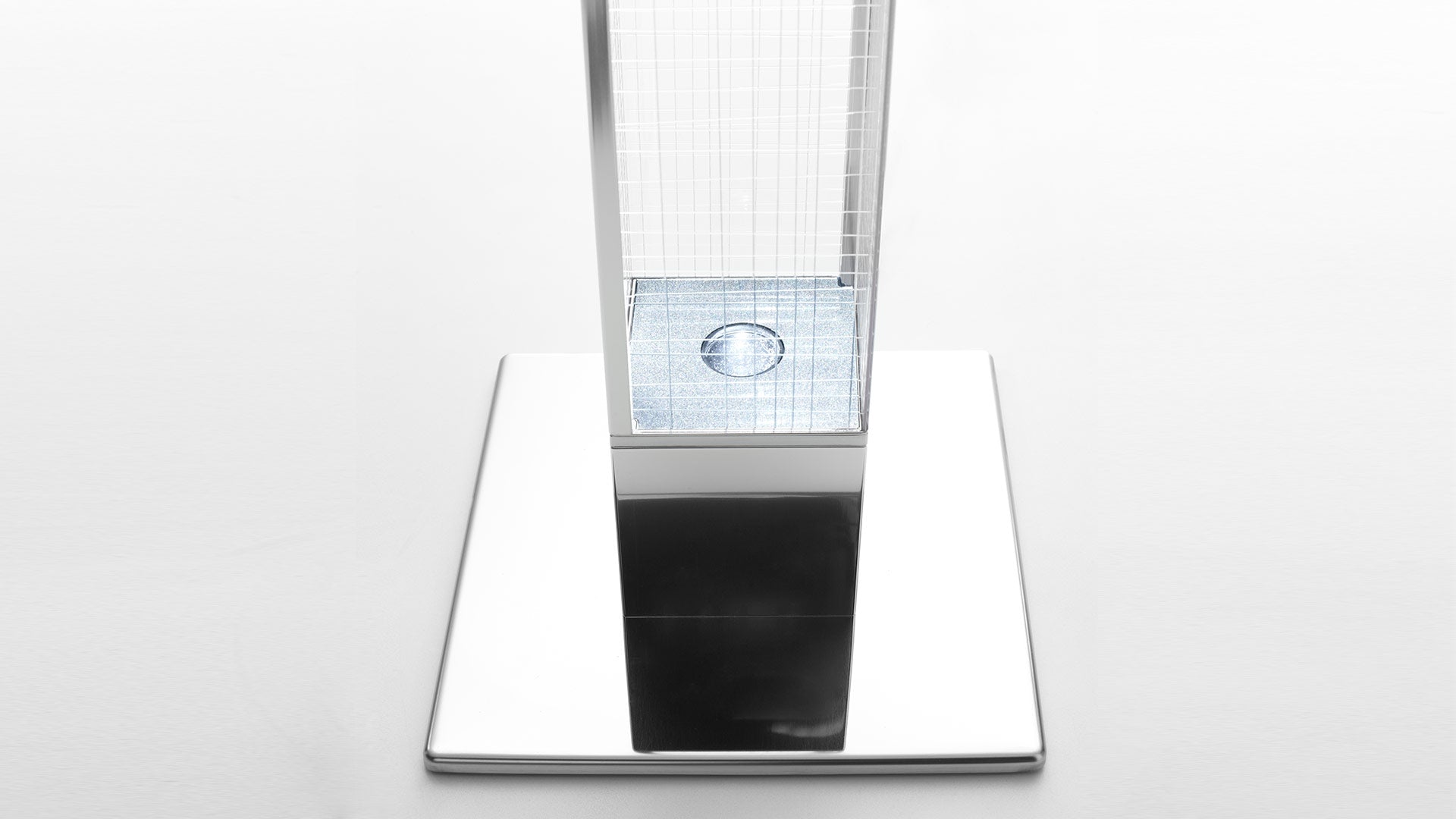 MIMESI Silver Floor Lamp