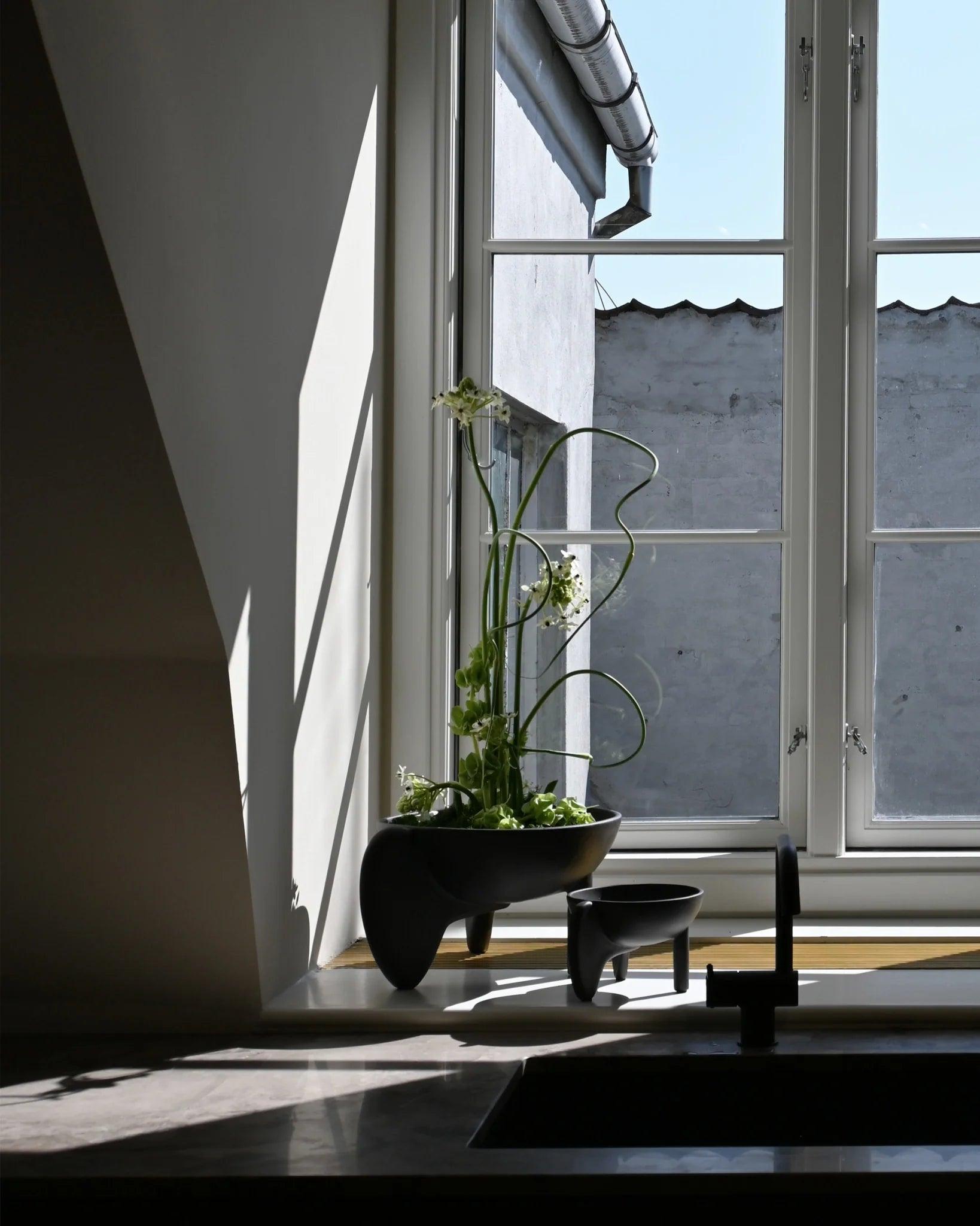 Misa WING ciemnobrązowy 101 Copenhagen Eye on Design