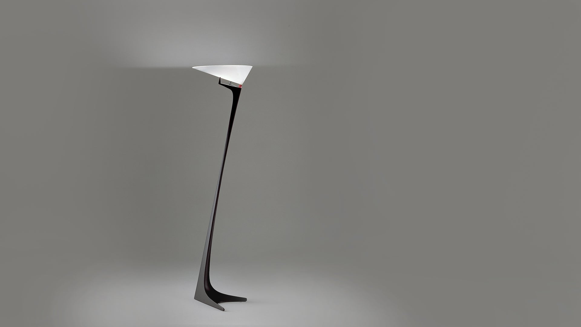 Stehlampe MONTJUIC schwarz