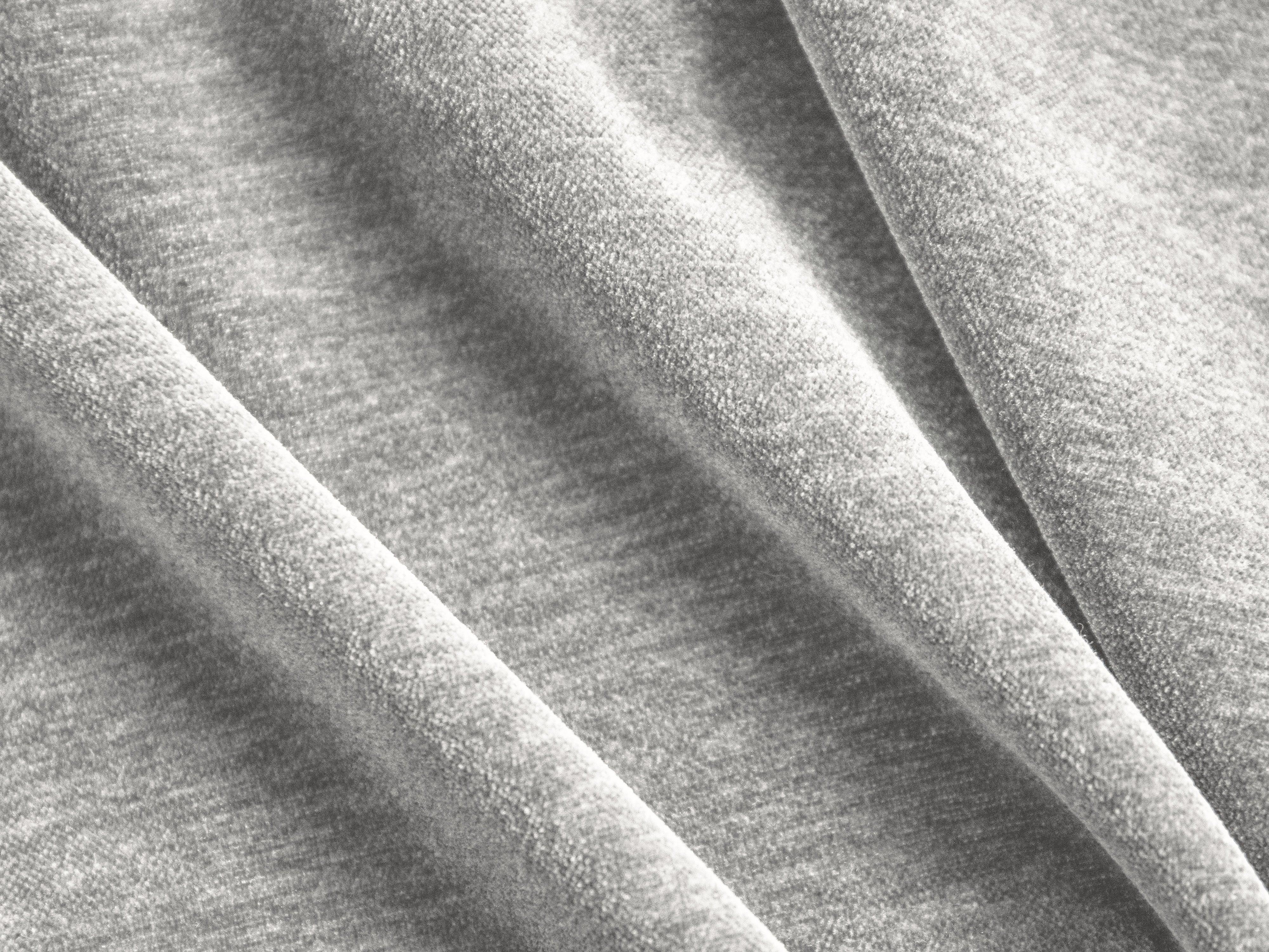 Narożnik w tkaninie szenilowej prawostronny otwarty LILY srebrny Maison Heritage Eye on Design