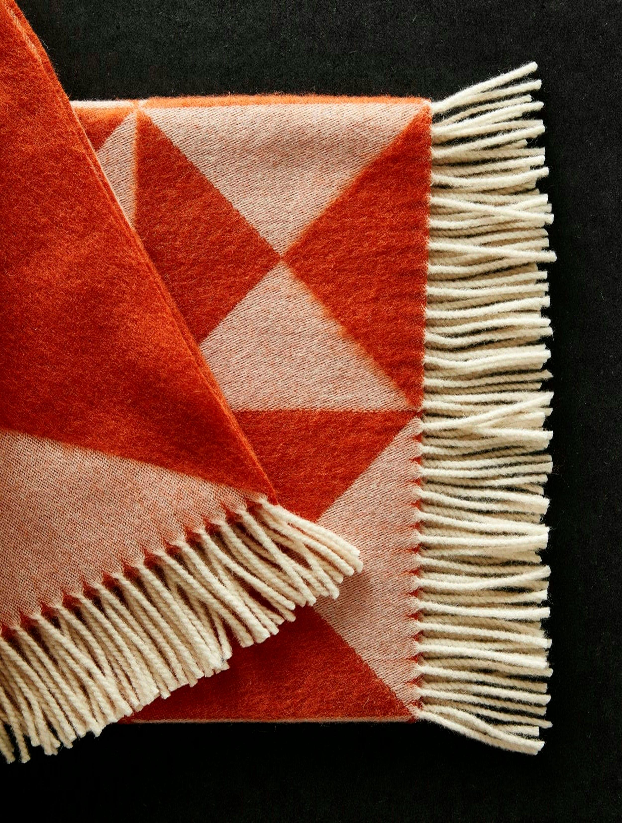 Narzuta MIRROR THROW pomarańczowy Verpan Eye on Design