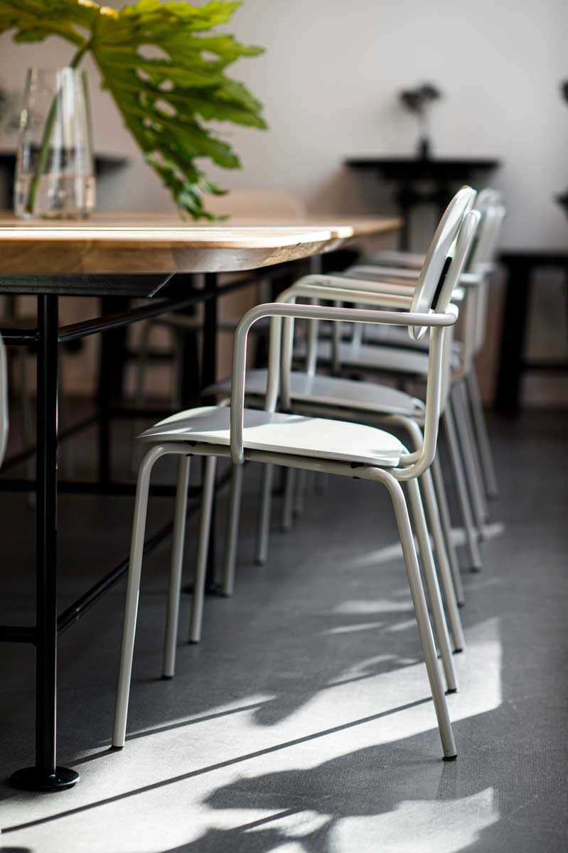 Neuer Schulleiter Olive Base