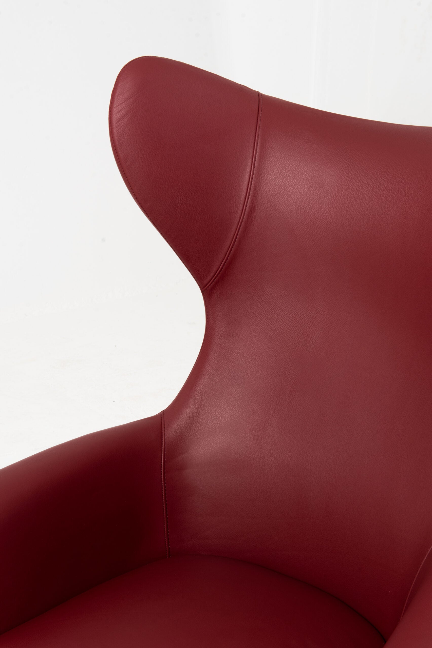 Drehstuhl BUTTERFLY gepolstert mit Metallbasis