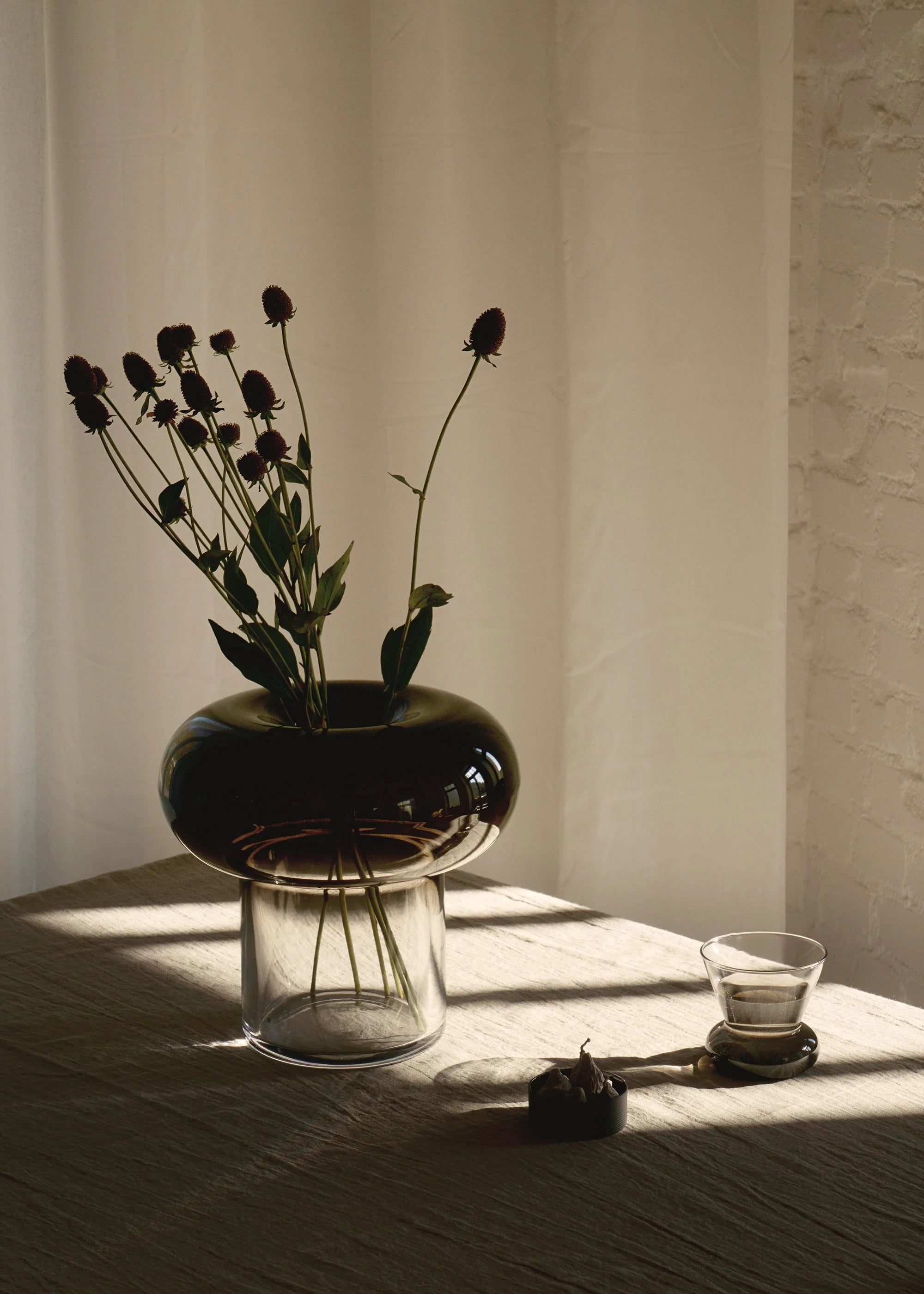 Vase ORIO schwarzes Glas mundgeblasen