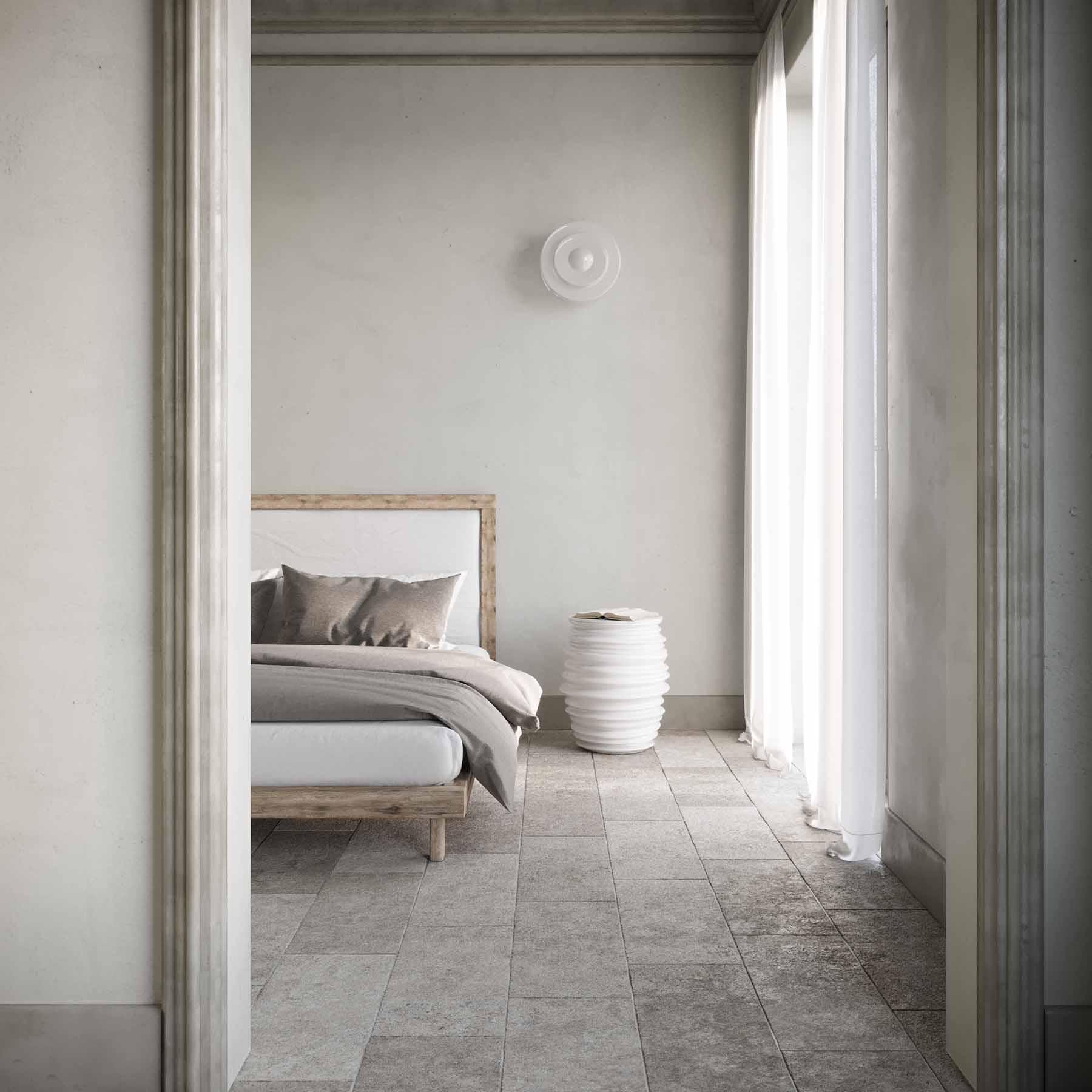 Plafon MÉMOIRE mosiężny Embassy Interiors Eye on Design