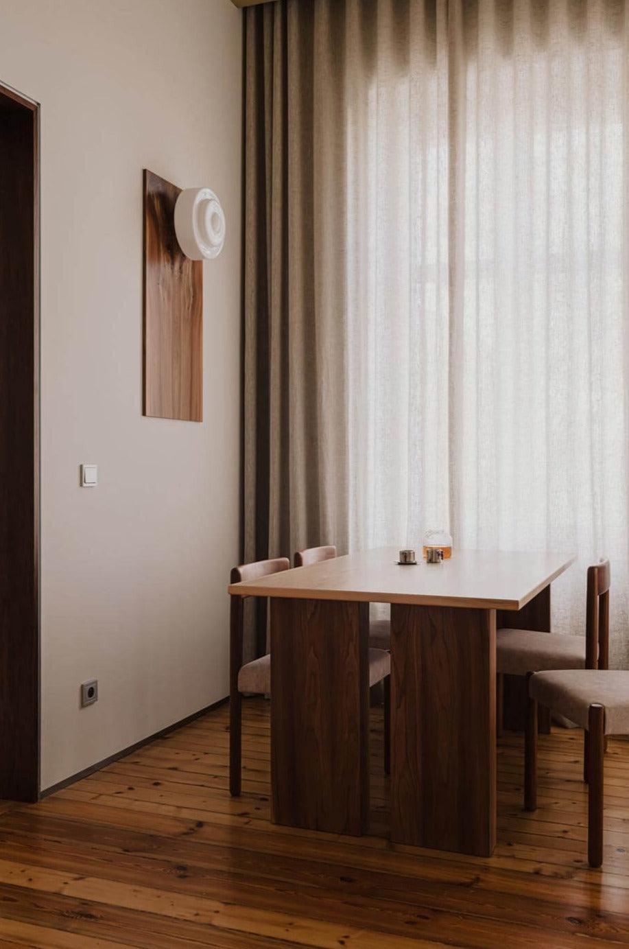 Plafon MÉMOIRE mosiężny Embassy Interiors Eye on Design