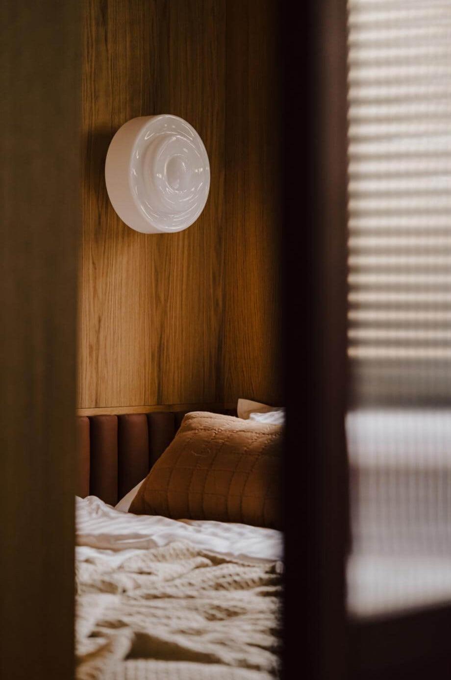 Plafon MÉMOIRE nikiel Embassy Interiors Eye on Design