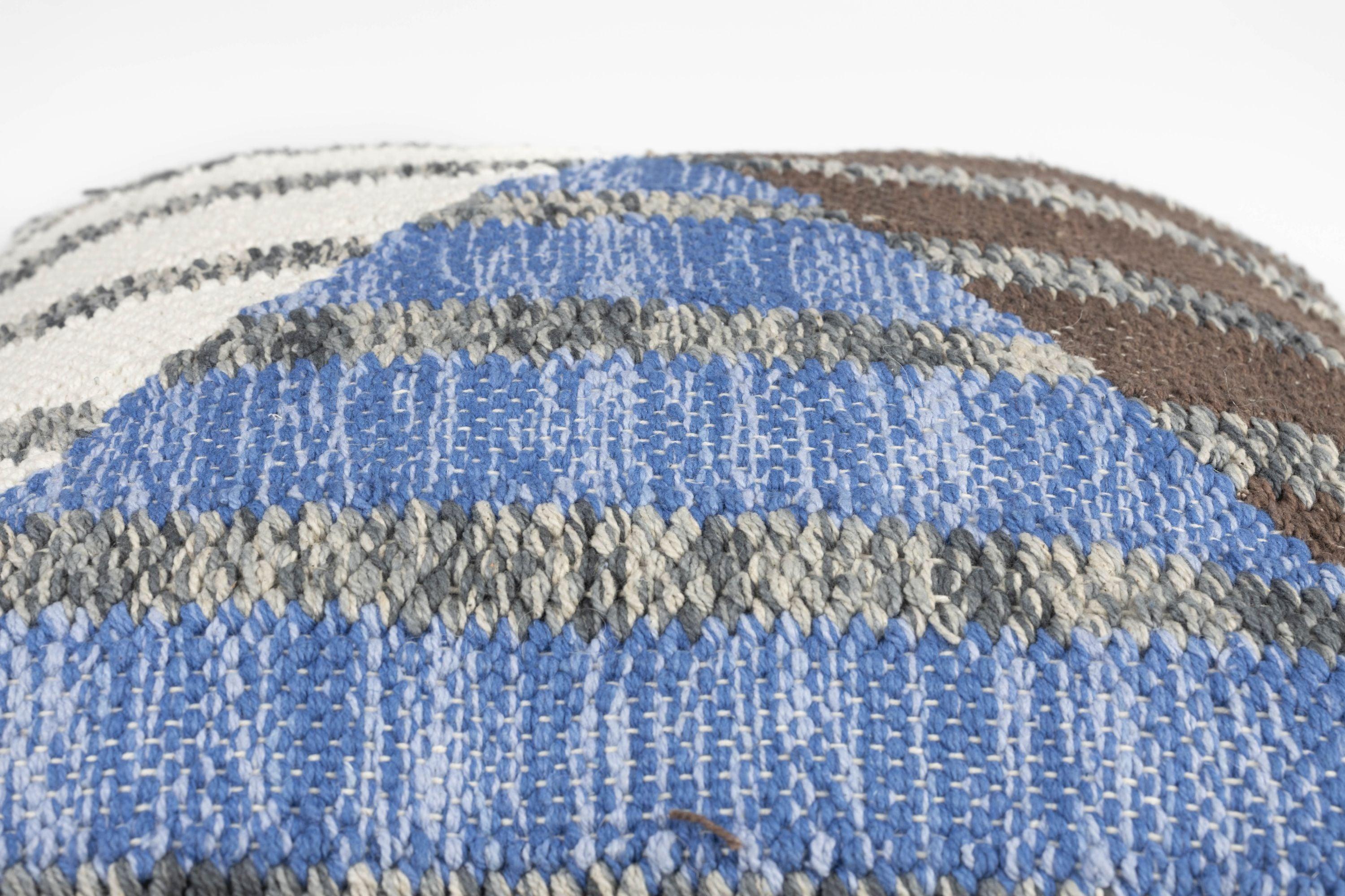 Hampton Cushion 45x45 Blue Dutchbone Eye on Design