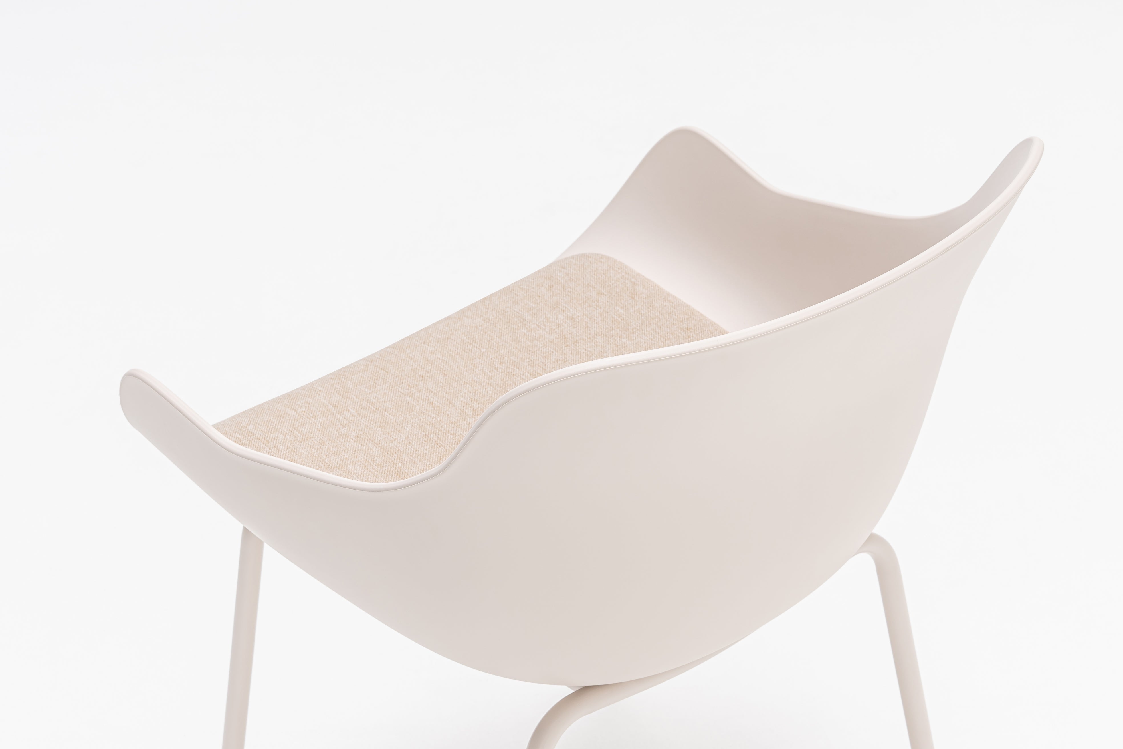 Baltischer Remix -Stuhlmetallbasis