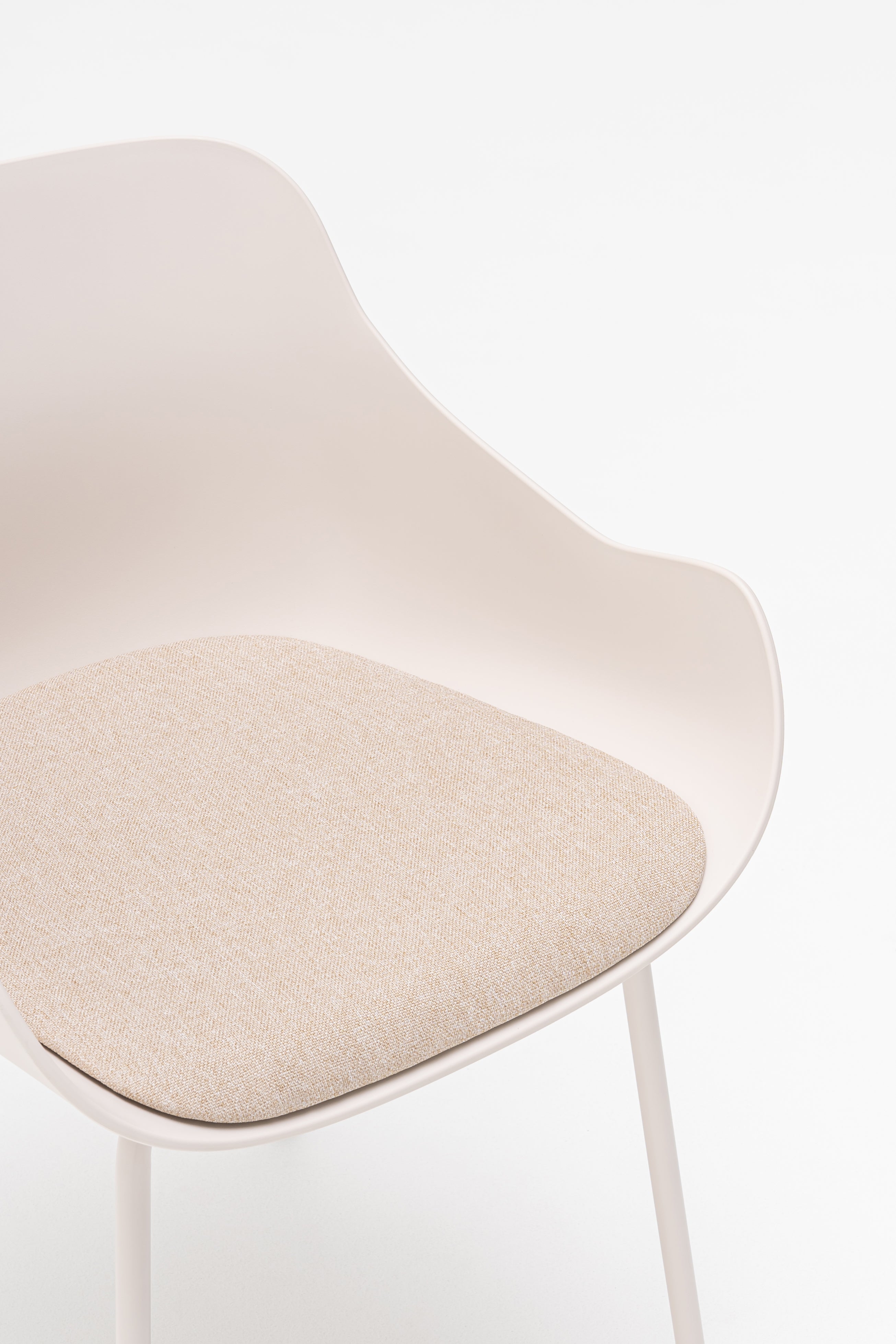 Baltischer Remix -Stuhlmetallbasis